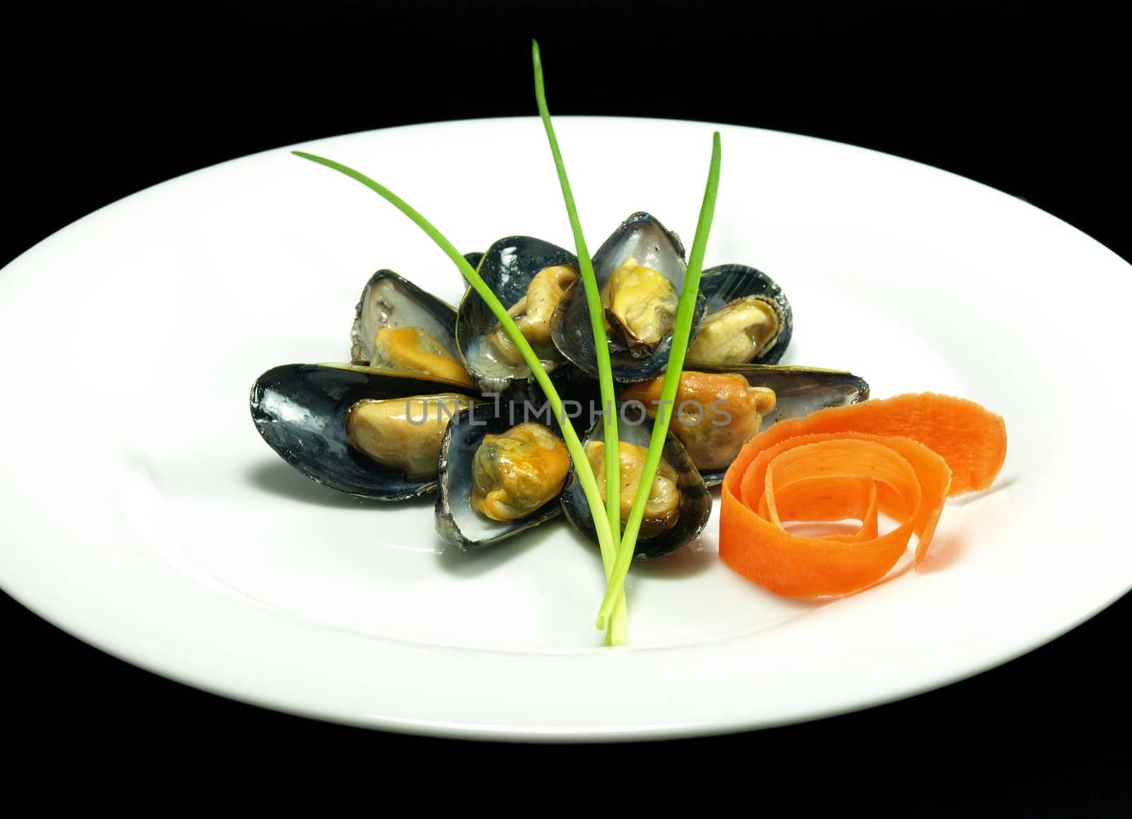 Steamed mussels by Ric510