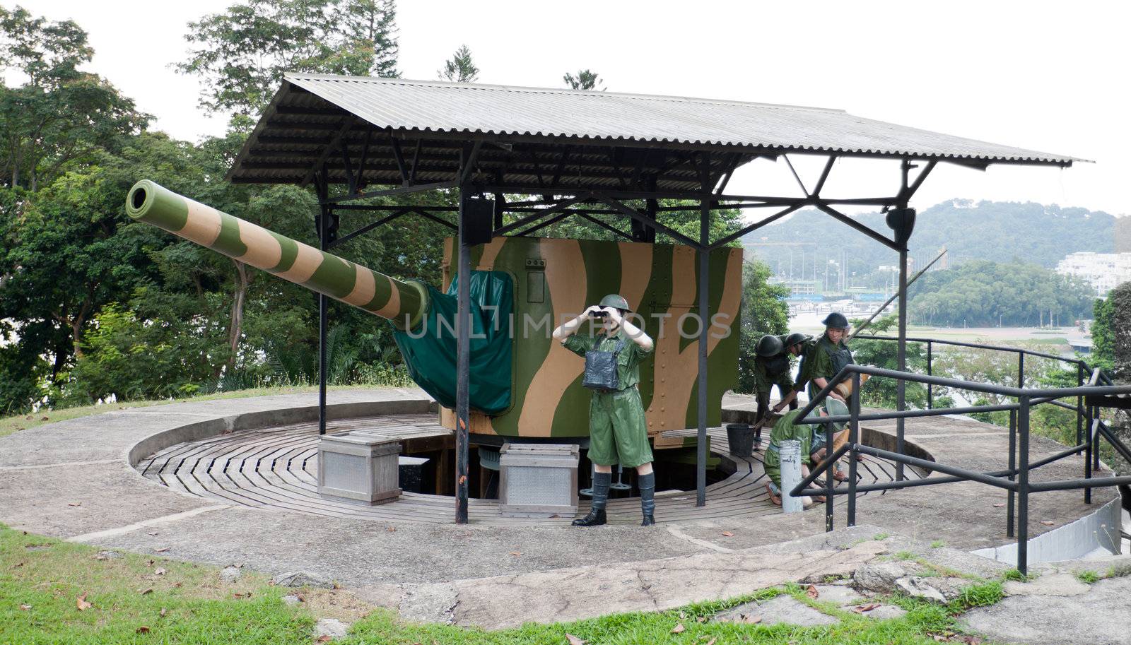 Dummy soldiers at Fort Siloso gun battery, Singapore by ints