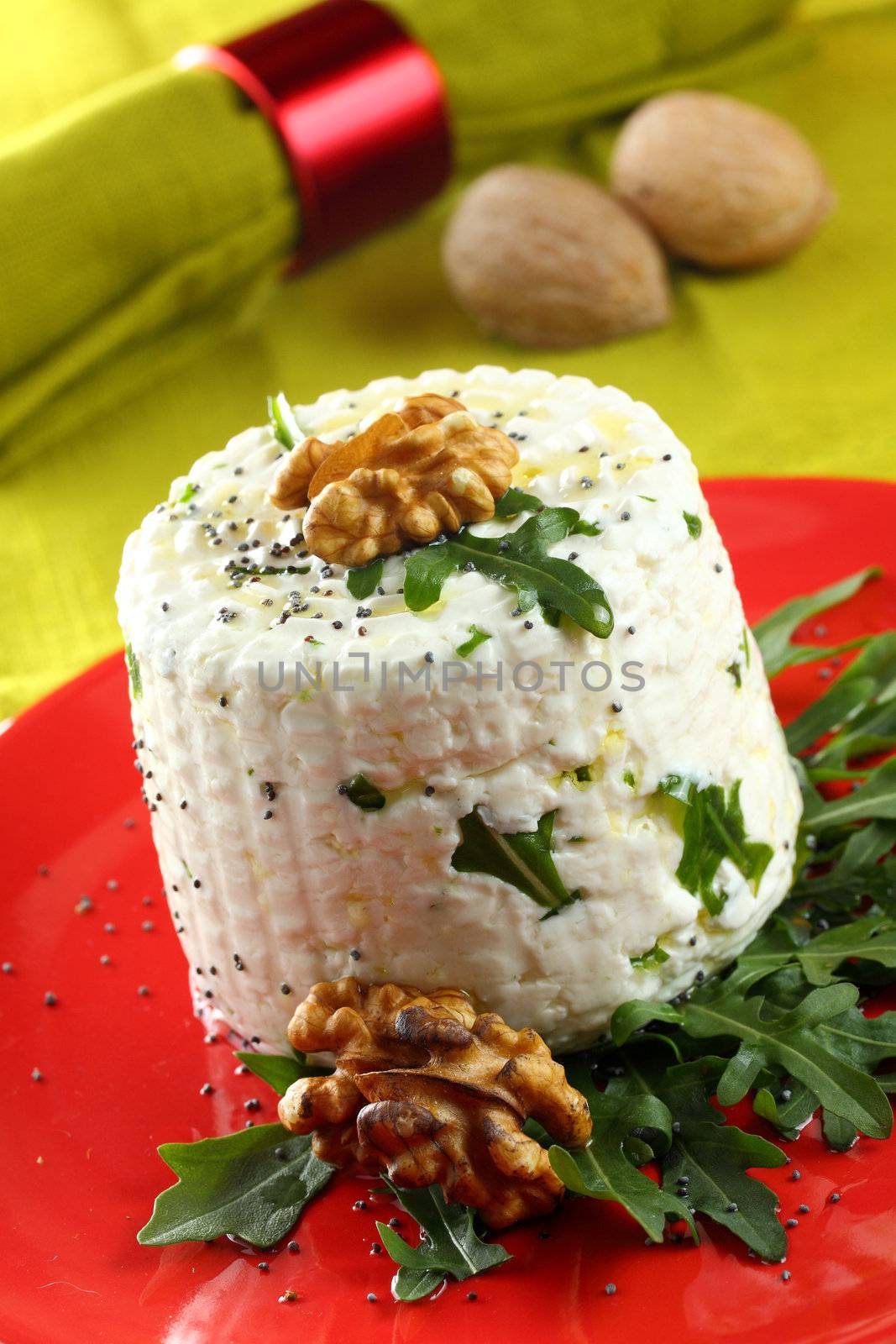 italian goat cheese with arugula and nuts