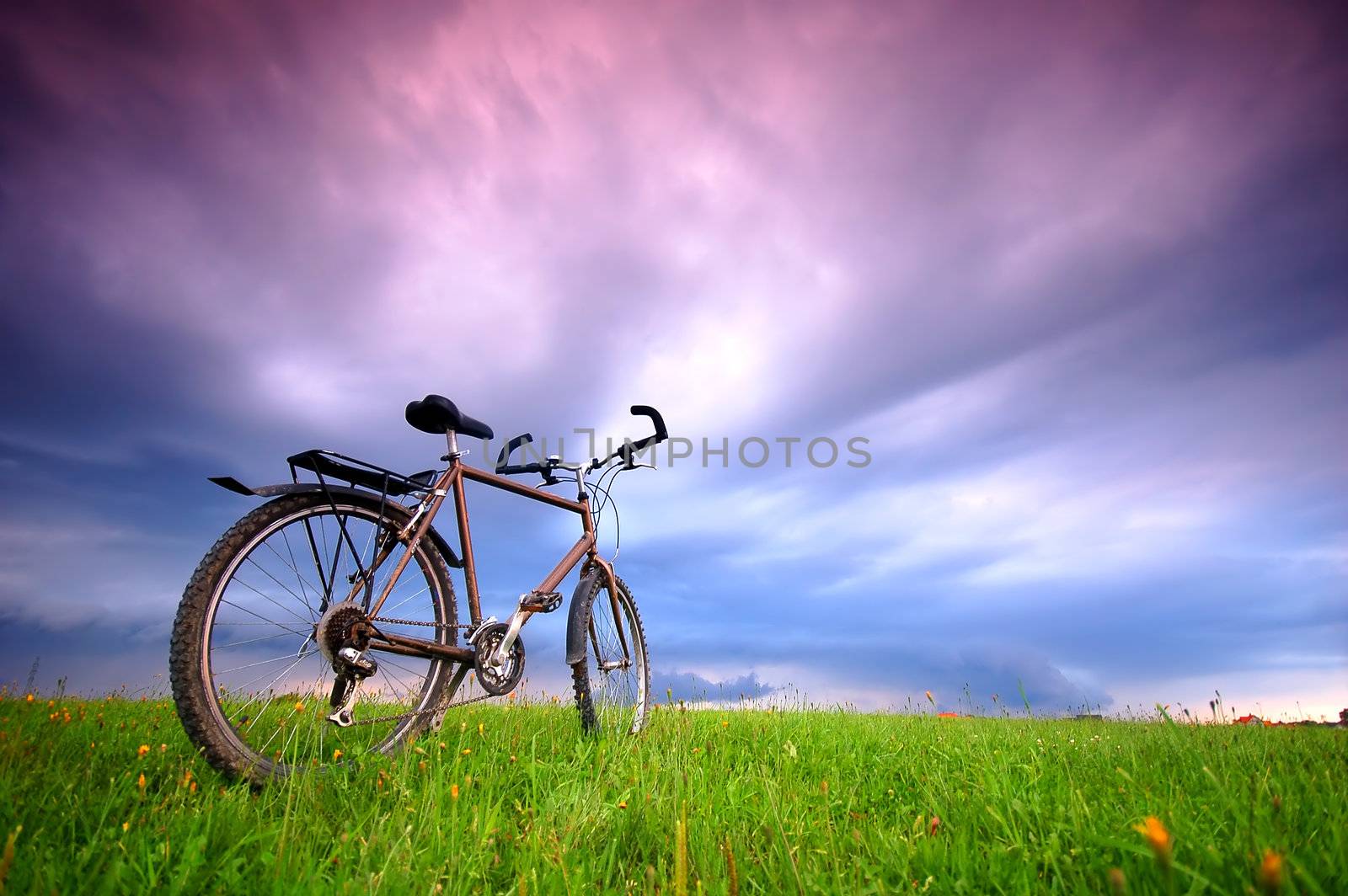 Bike background by photocreo