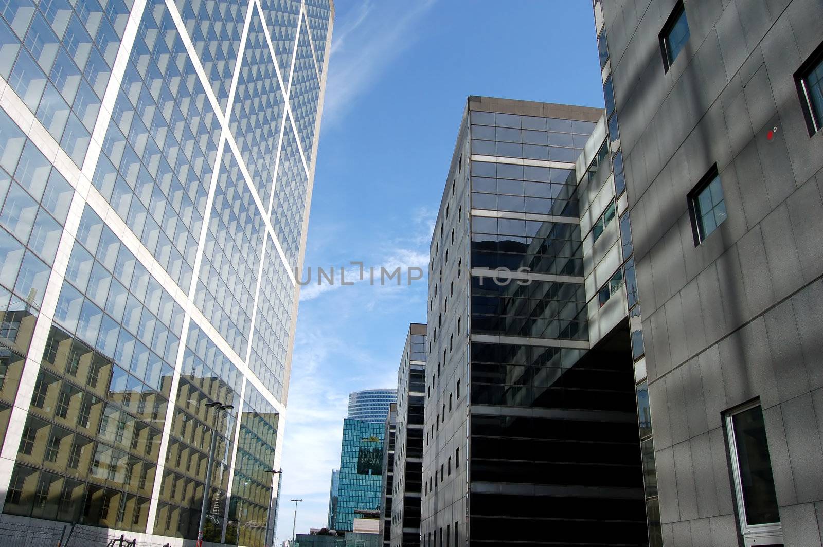 Skyscraper in daylight, Paris