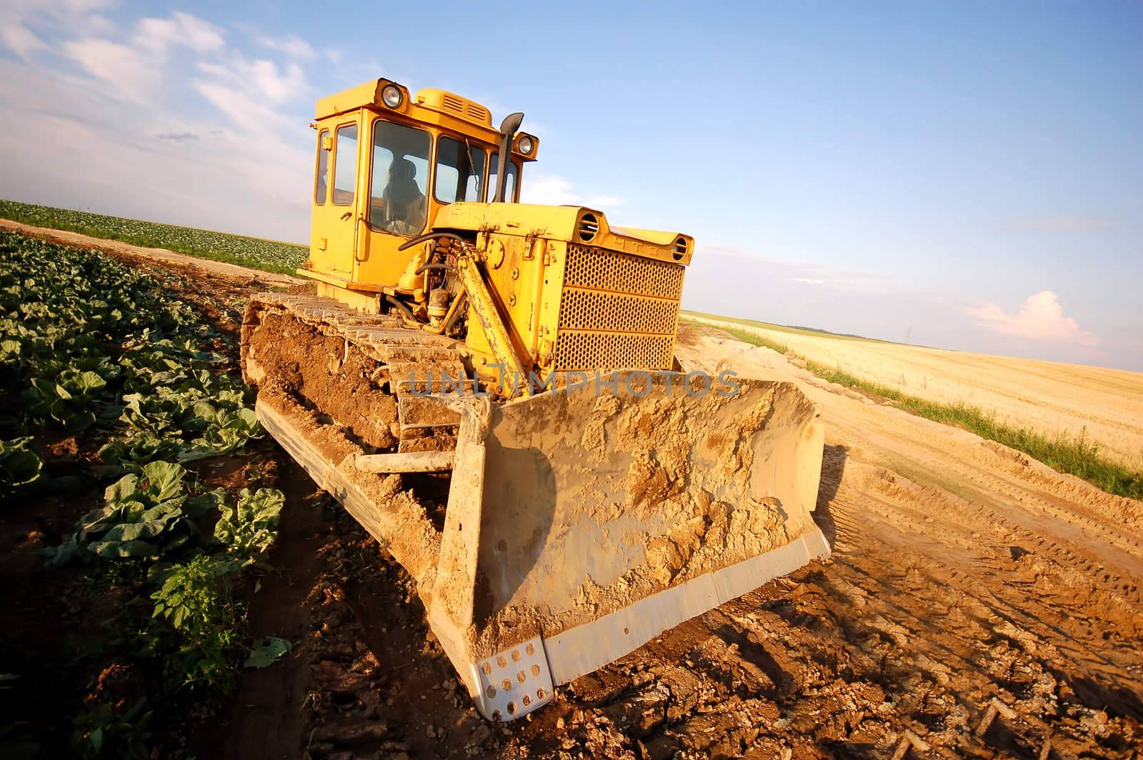 Large excavator working