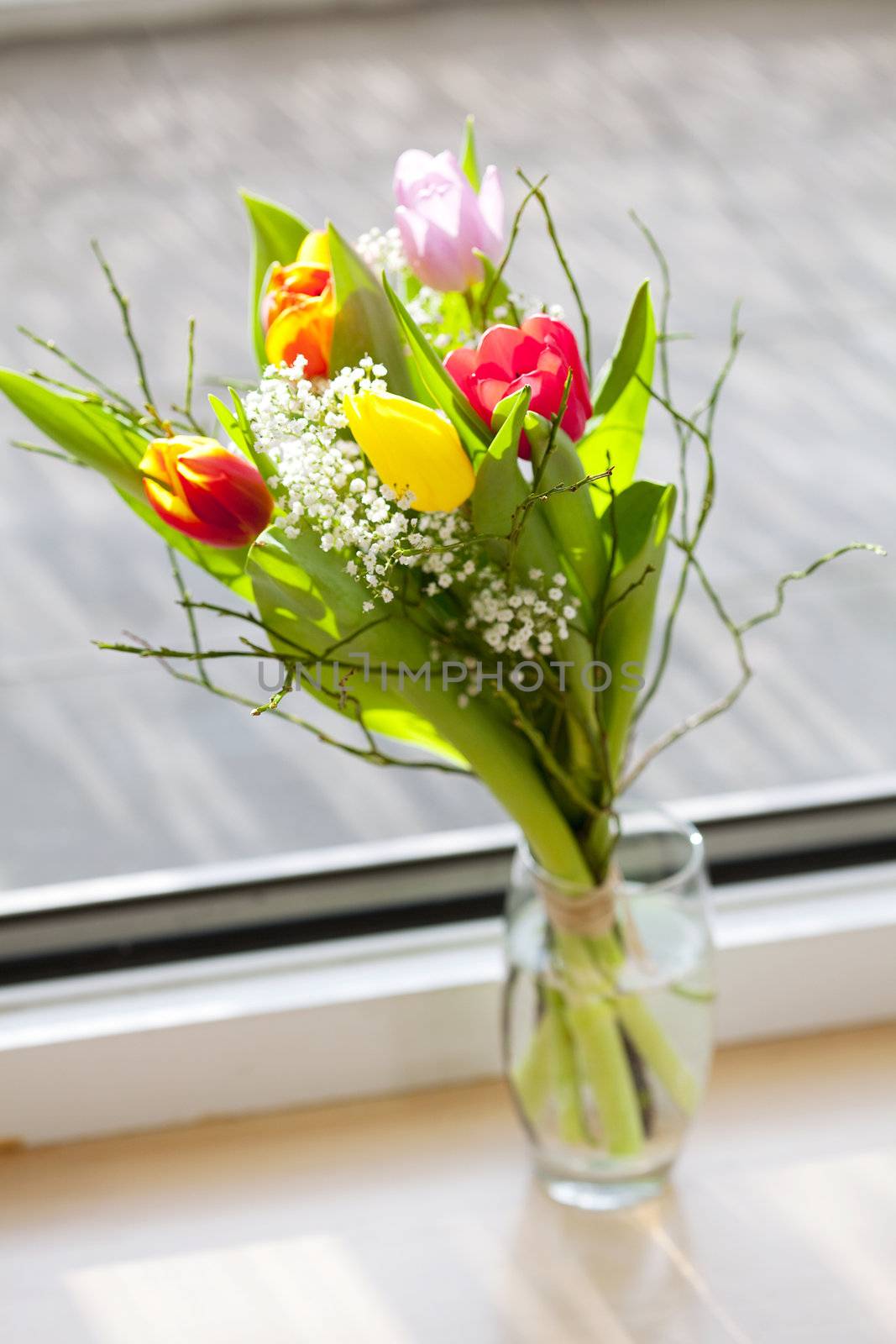 a spring bouquet with tulips by jannyjus