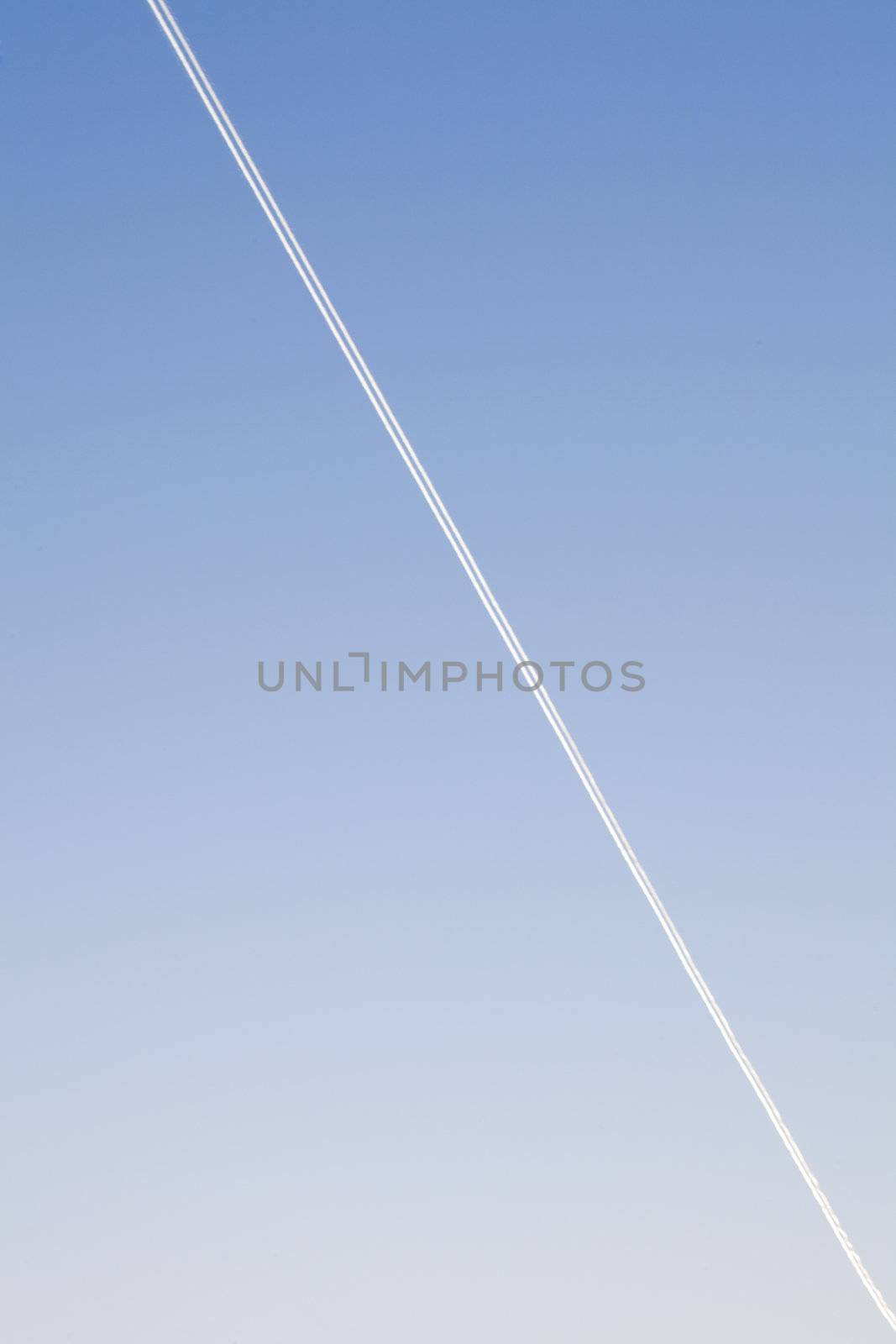 traces of the plane in the sky by jannyjus