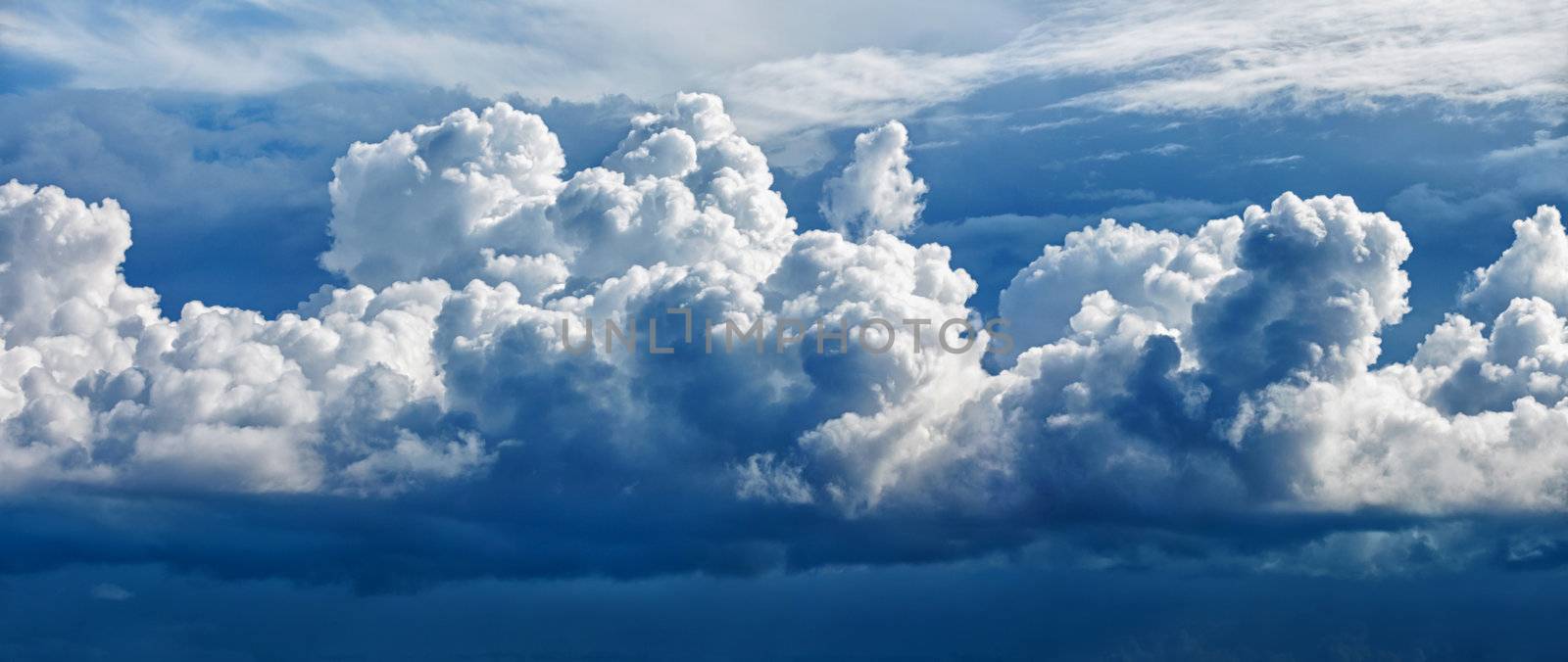 Large cumulus cloud - a panoramic photo (collected from two photos)