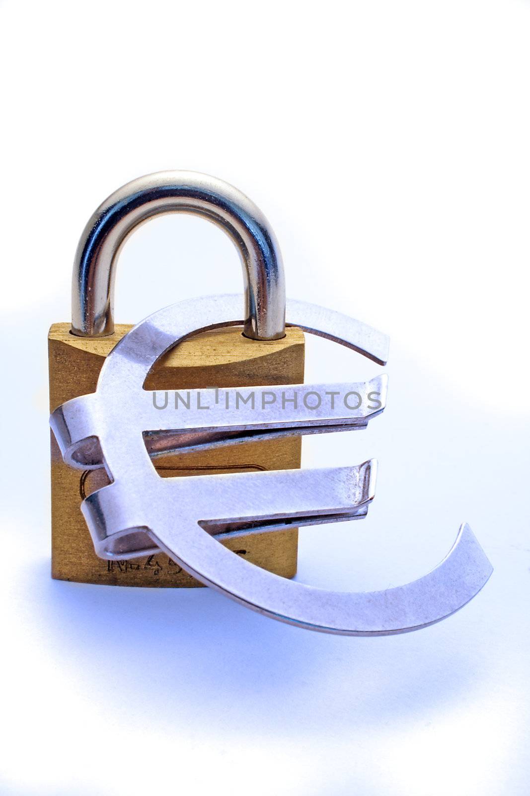 A massive lock holding a Euro symbol to symbolize safe investment of money.