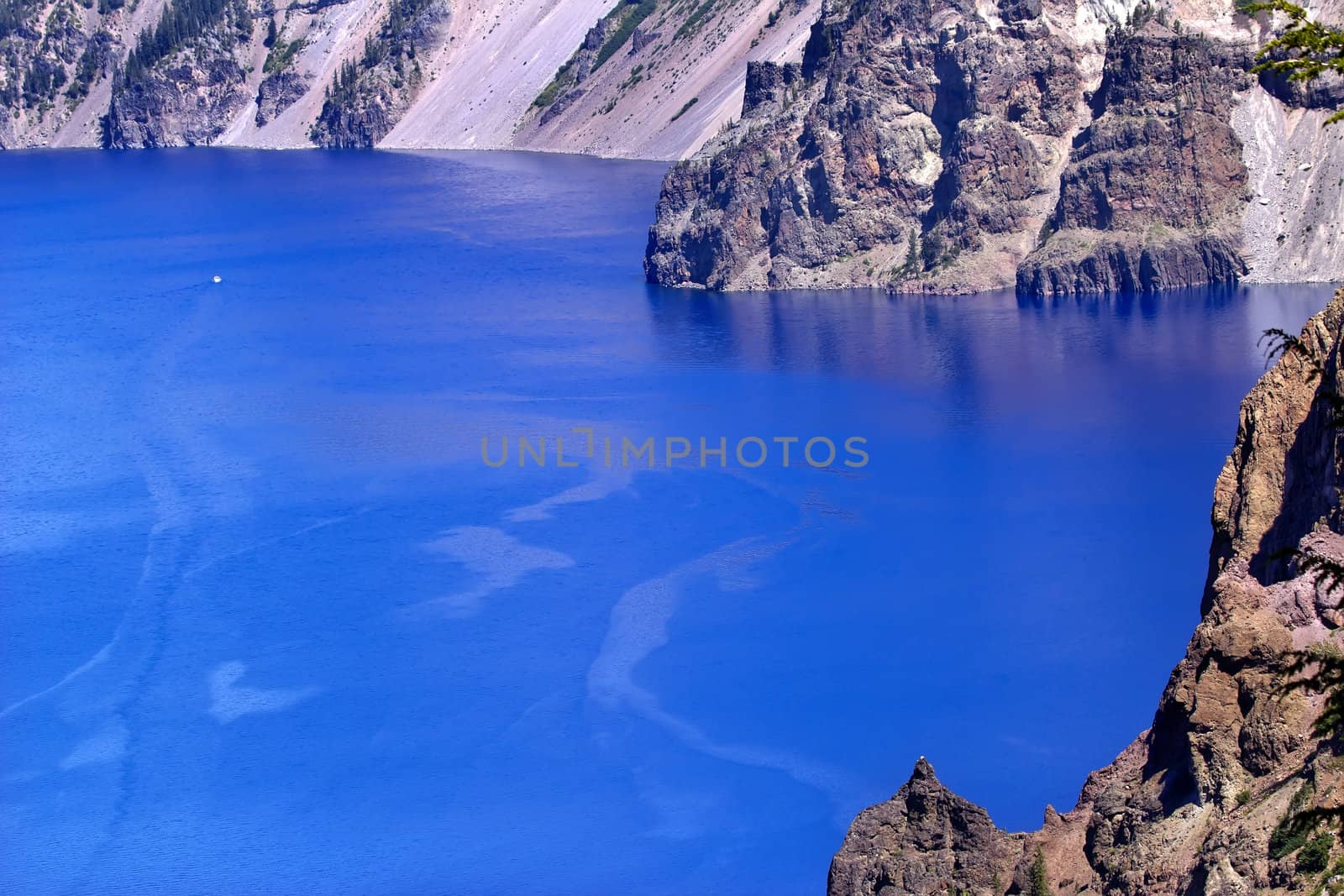 Blue Crater Lake Rim White Boat Oregon Pacific Northwest