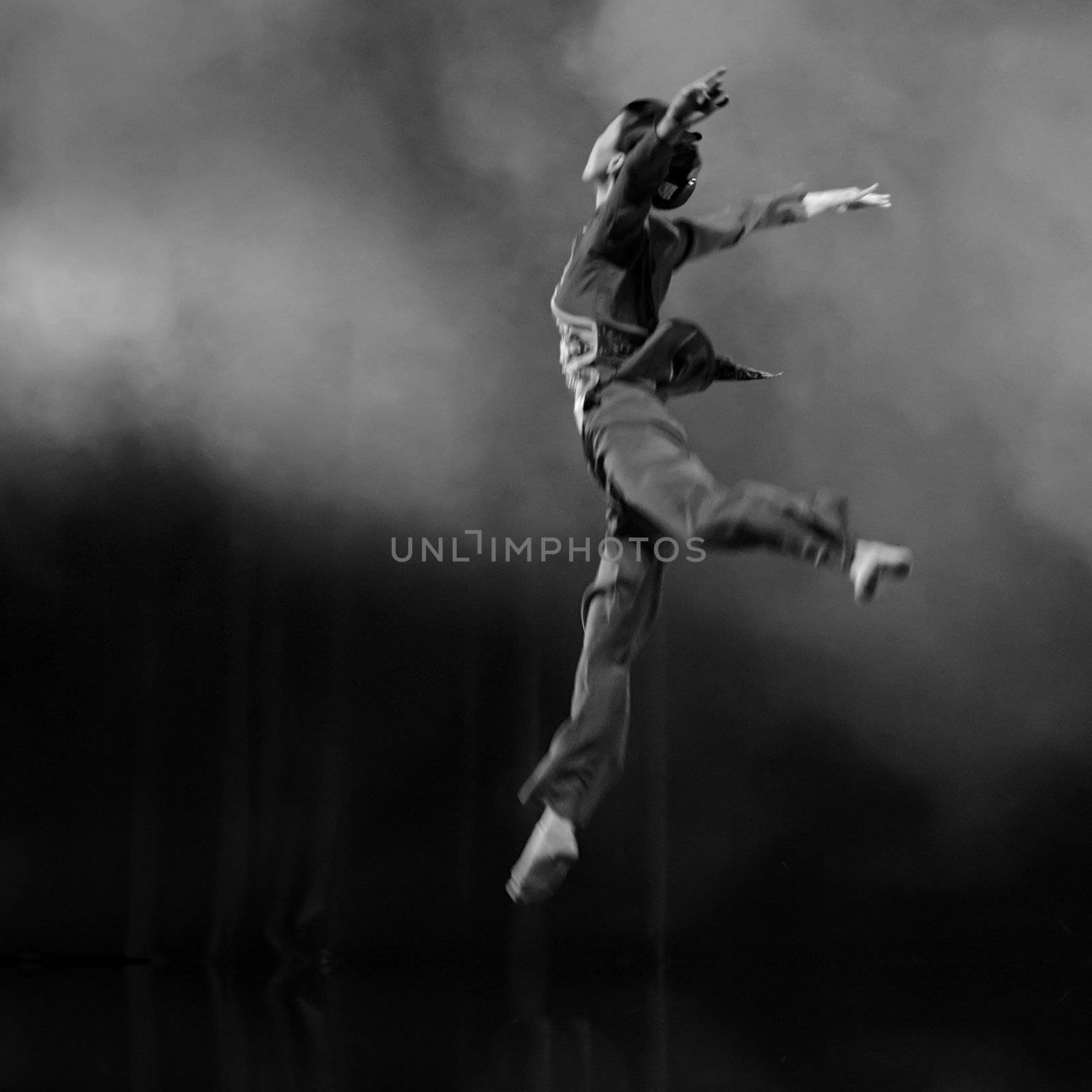 jumping dancing girl by jackq