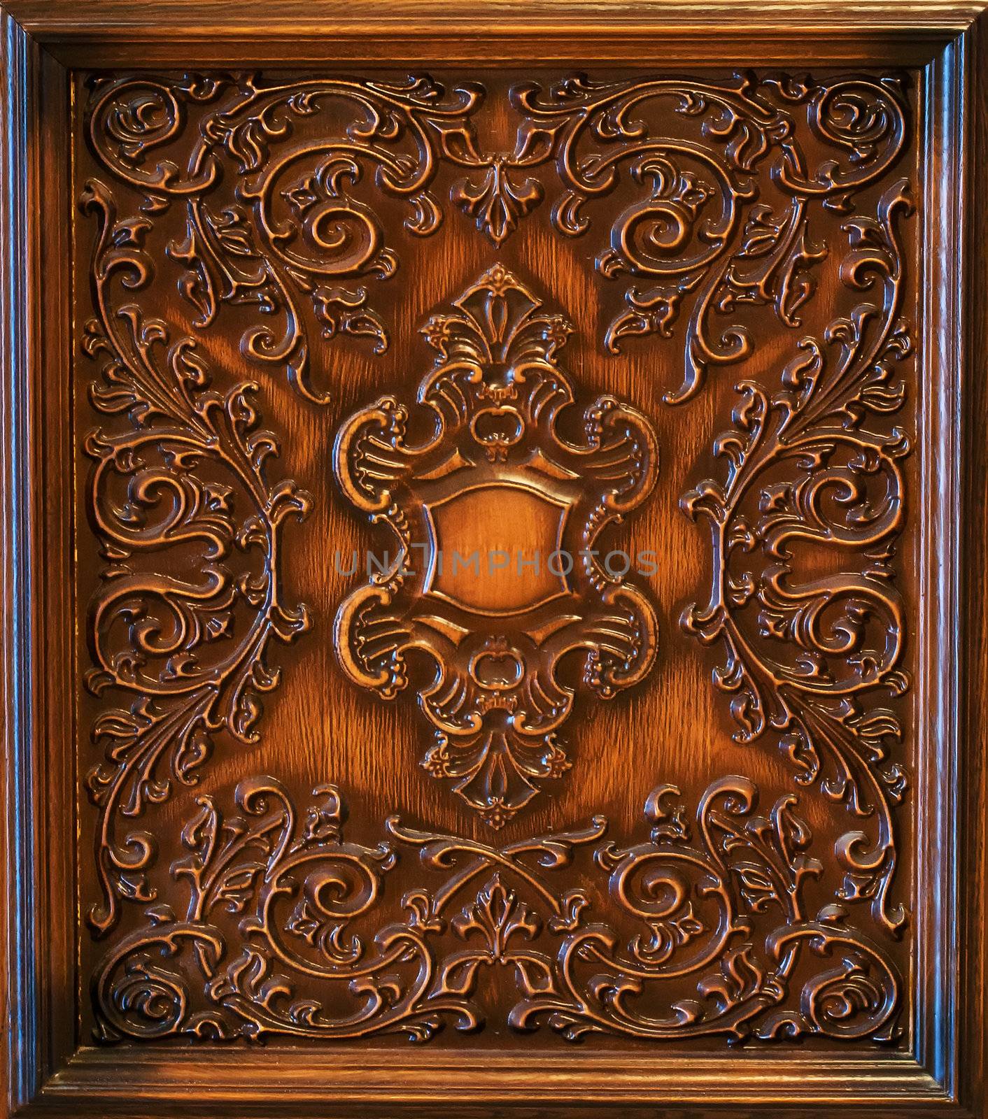 Door carving by nvelichko