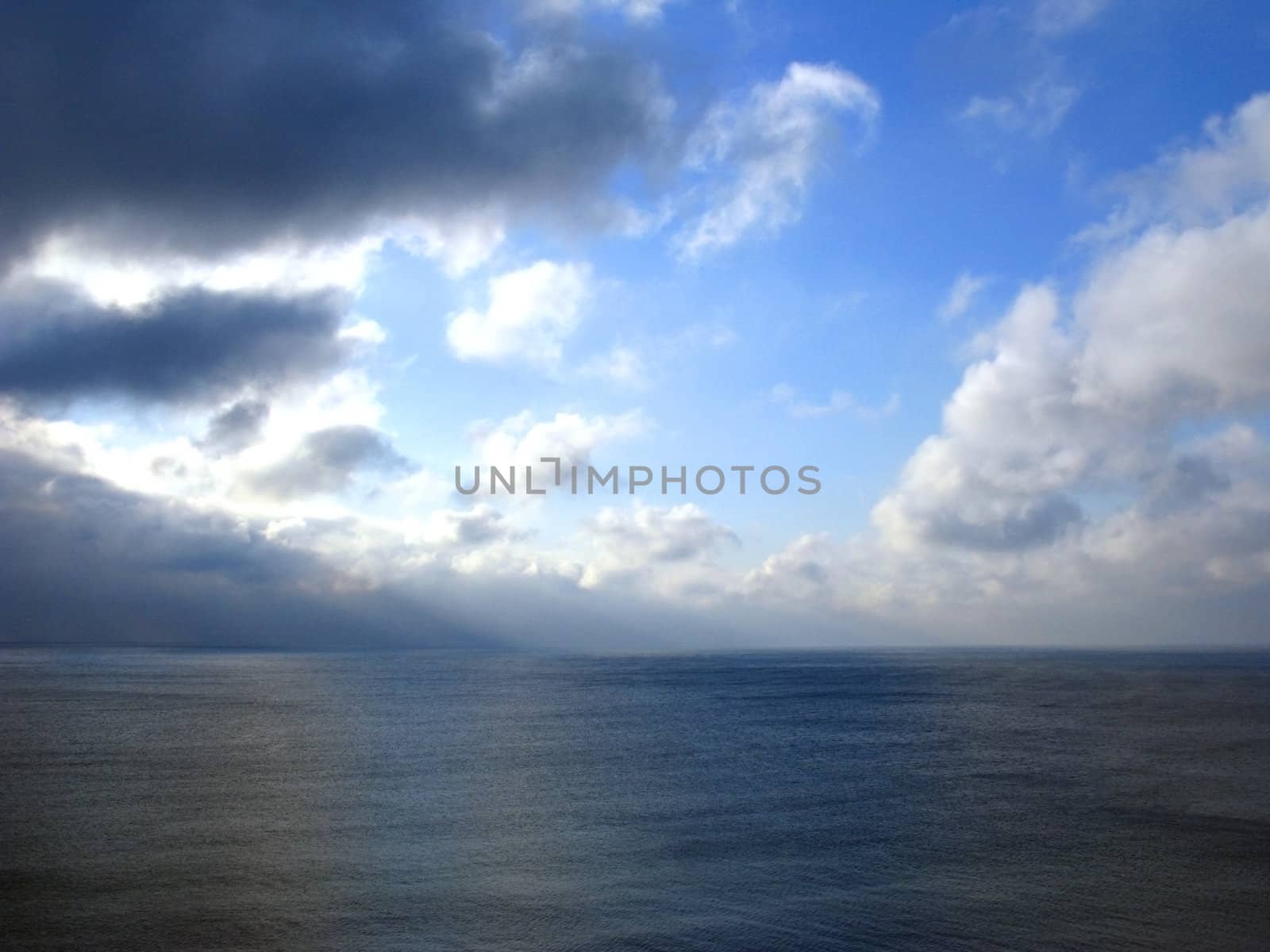Clouds and sea by vintrom