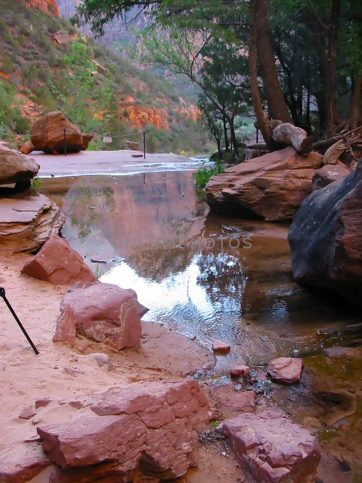 Emerald Pool Trail by melastmohican