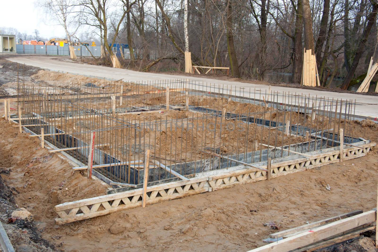 The skeleton of foundations under new building
