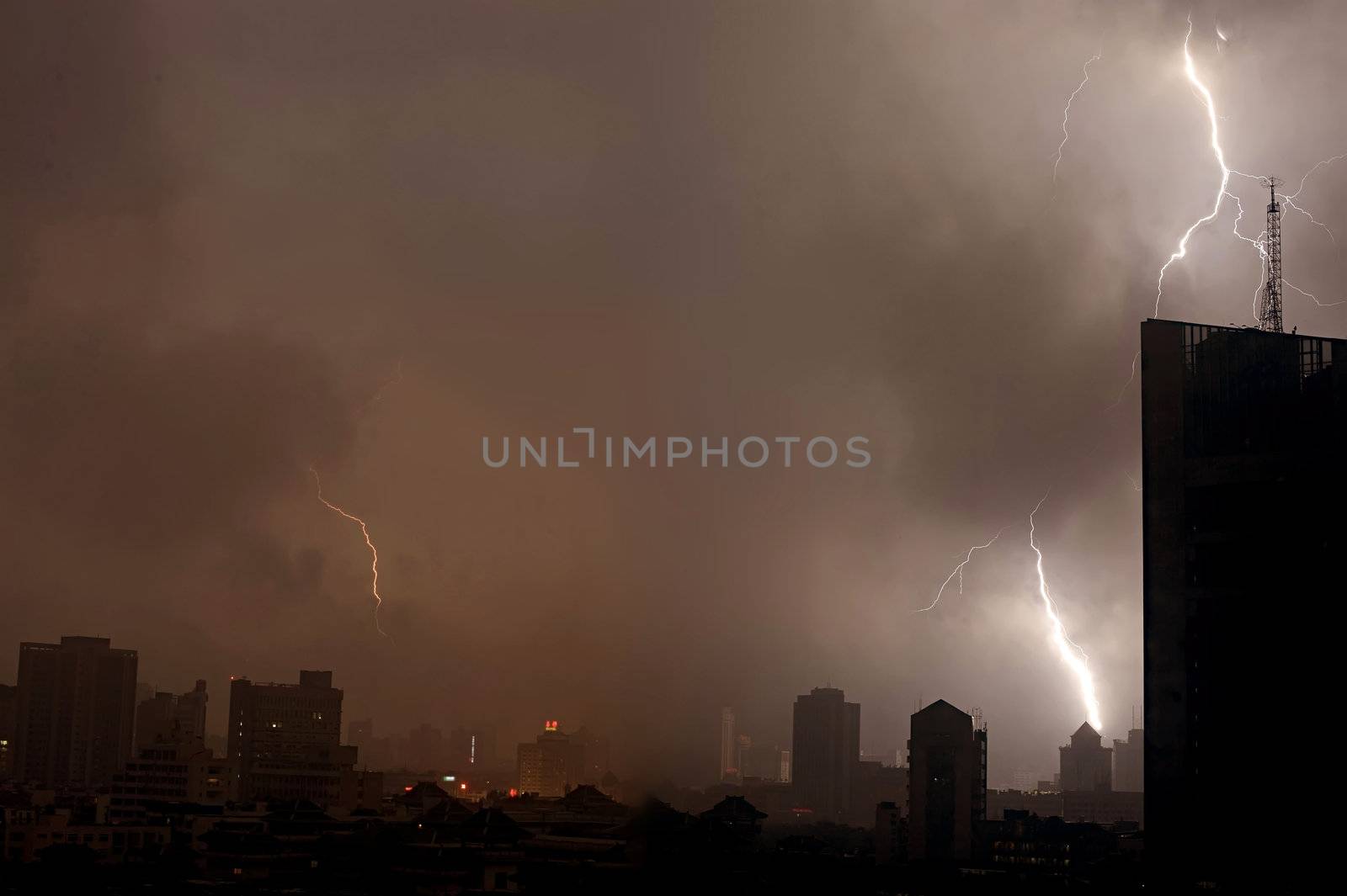 Lightning over the city by jackq
