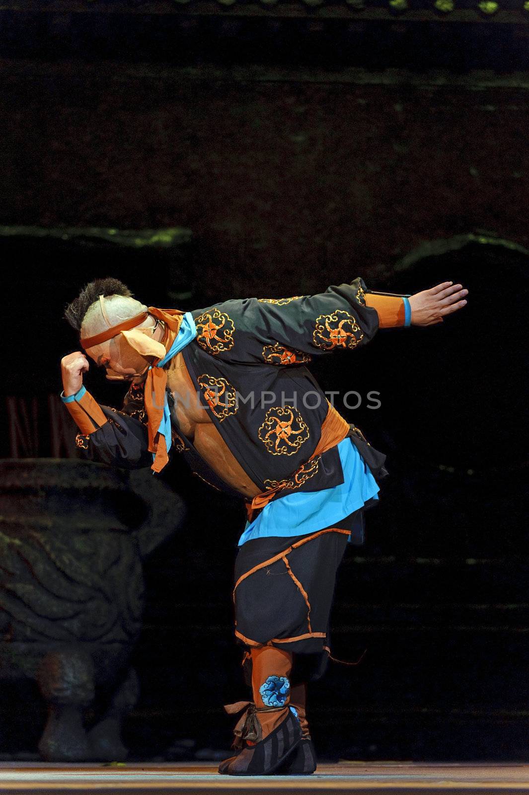 CHENGDU - JUN 8: Chinese Shao opera performer make a show on stage to compete for awards in 25th Chinese Drama Plum Blossom Award competition at Jincheng theater.Jun 8, 2011 in Chengdu, China.
Chinese Drama Plum Blossom Award is the highest theatrical award in China.