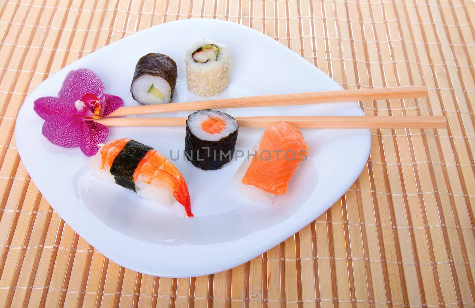 Sushi  by motorolka