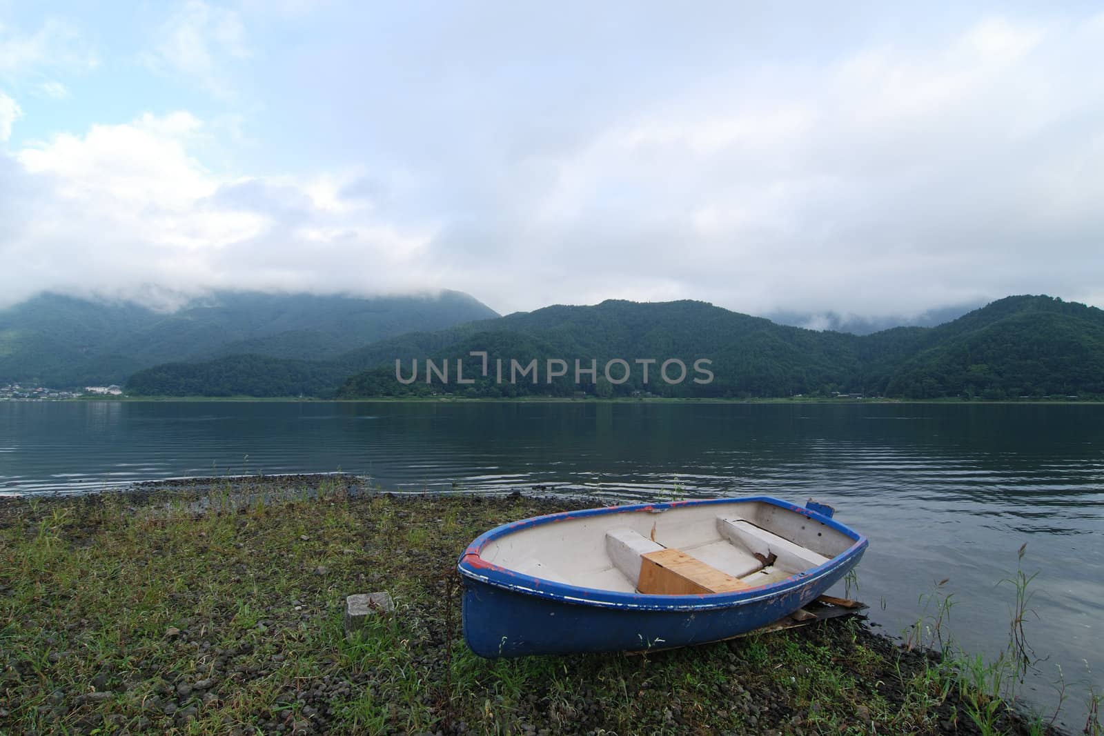 landscape with boat by yuriz