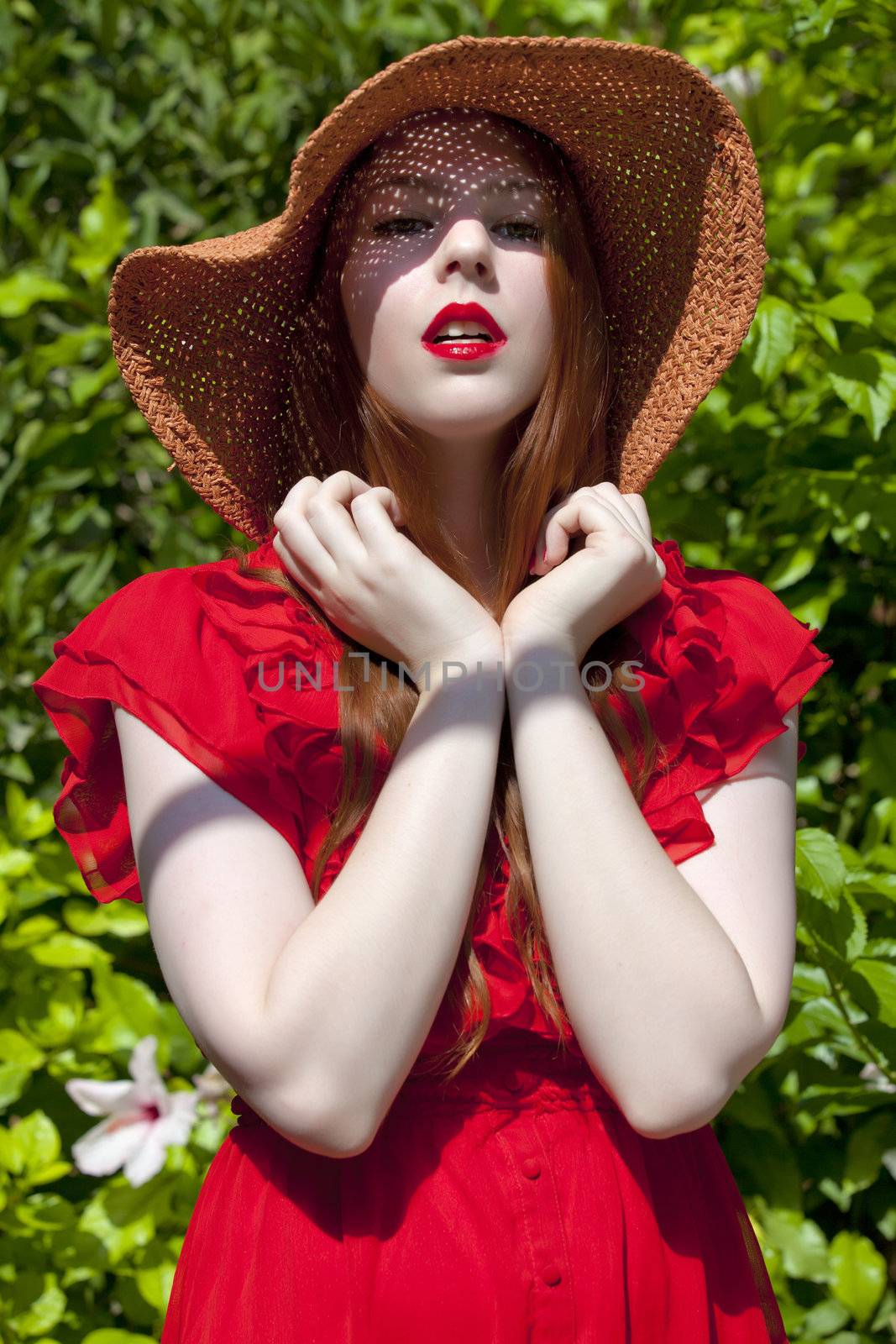 Young woman wearing a hat