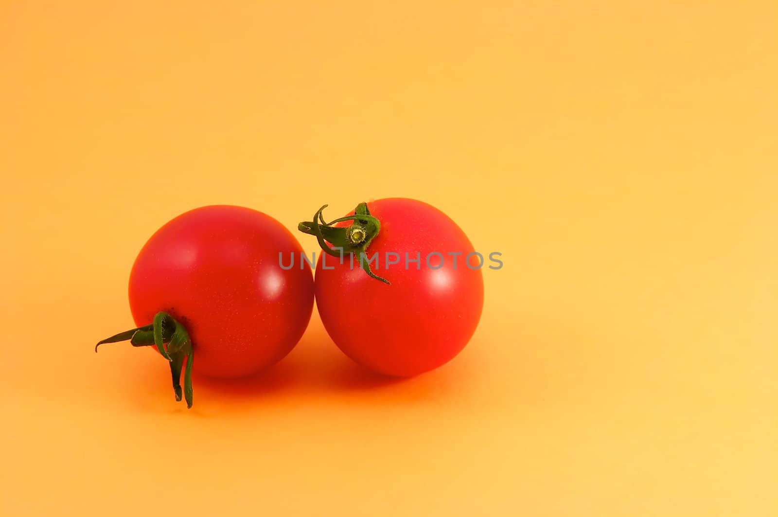 Duo of tomatoes by Talanis