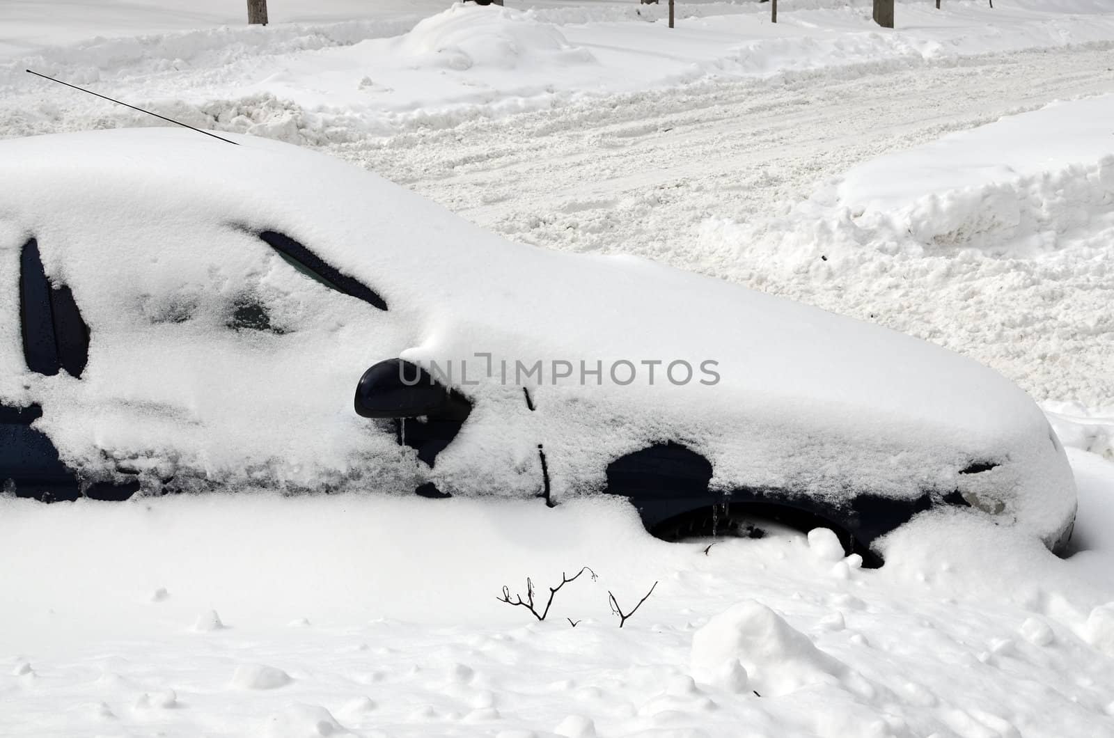 Car under snowdrift