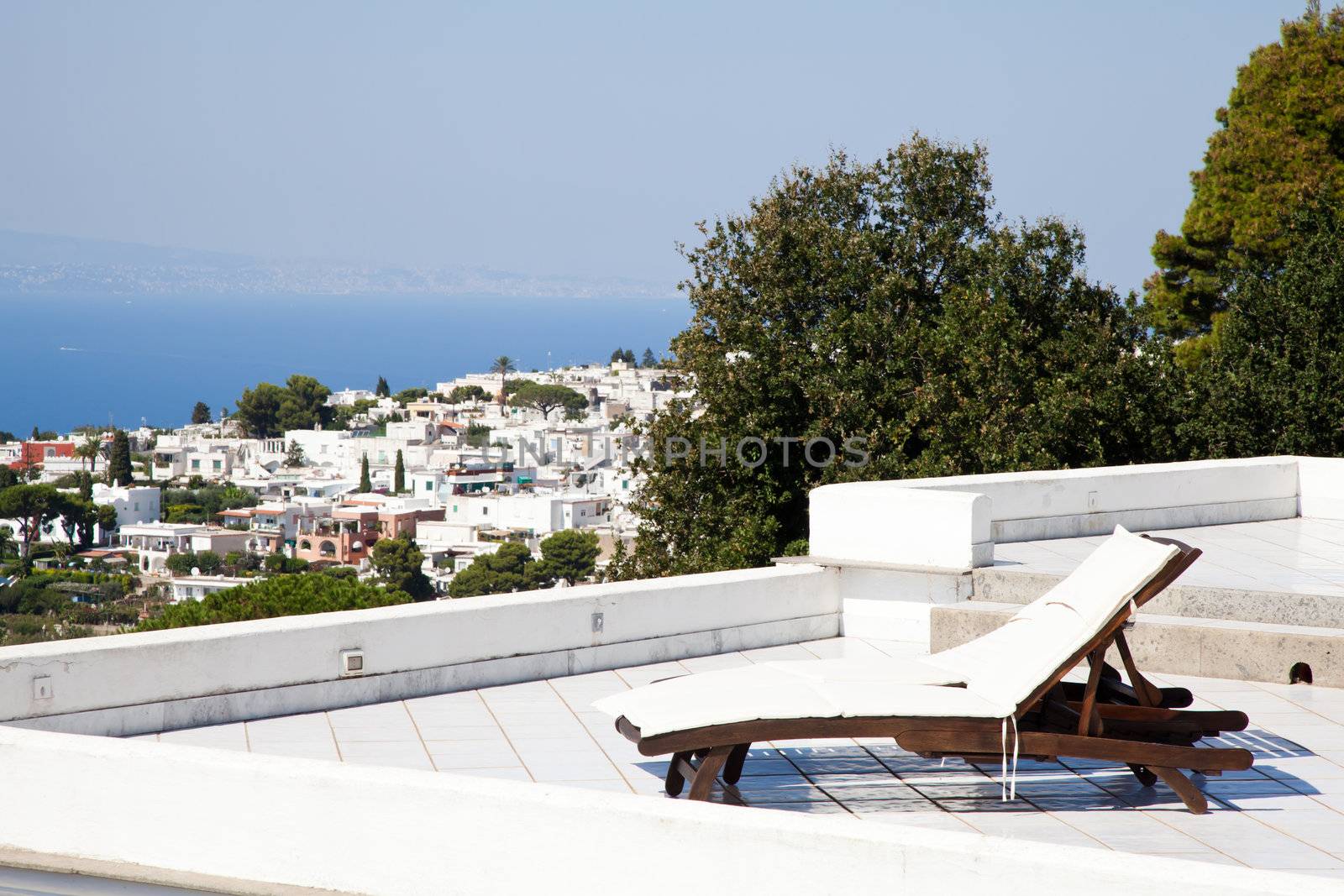 Terrace on Naples Gulf: two seats with a wonderful view