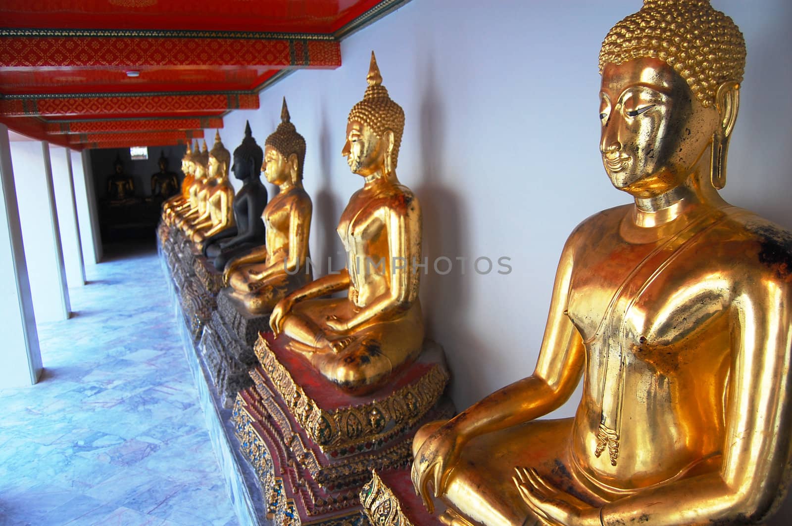 Statue of golden Buddha, Wat Pho, Bangkok, Thailand