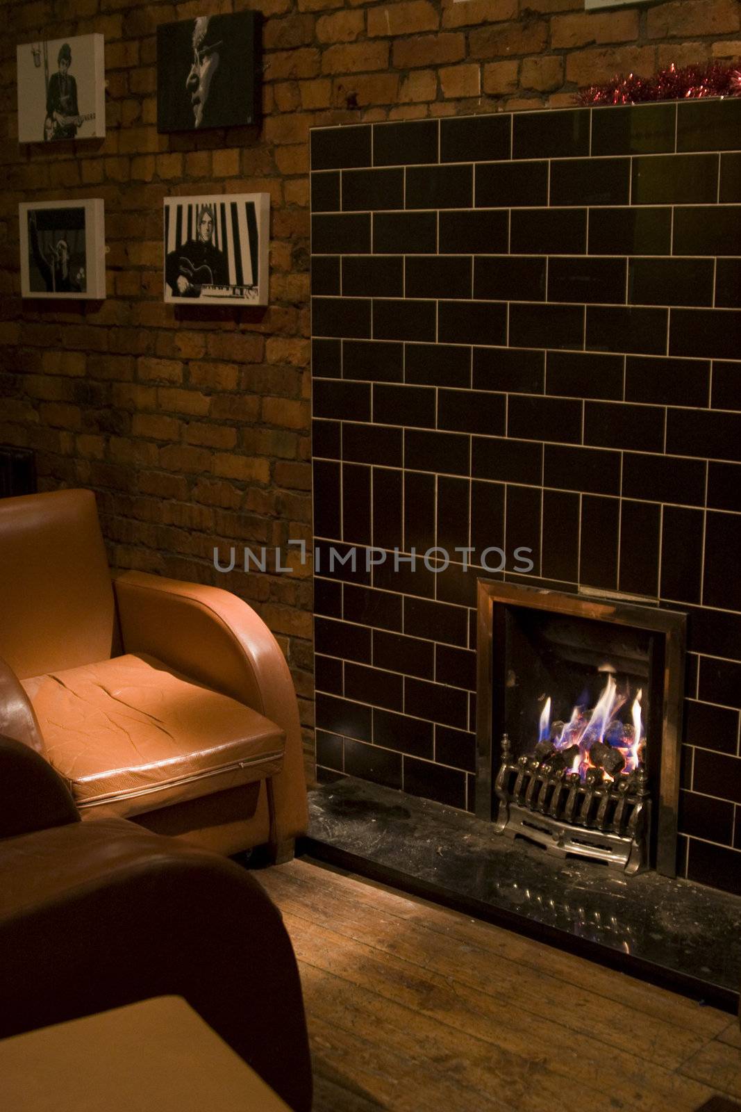 Cosy pub corner by cvail73