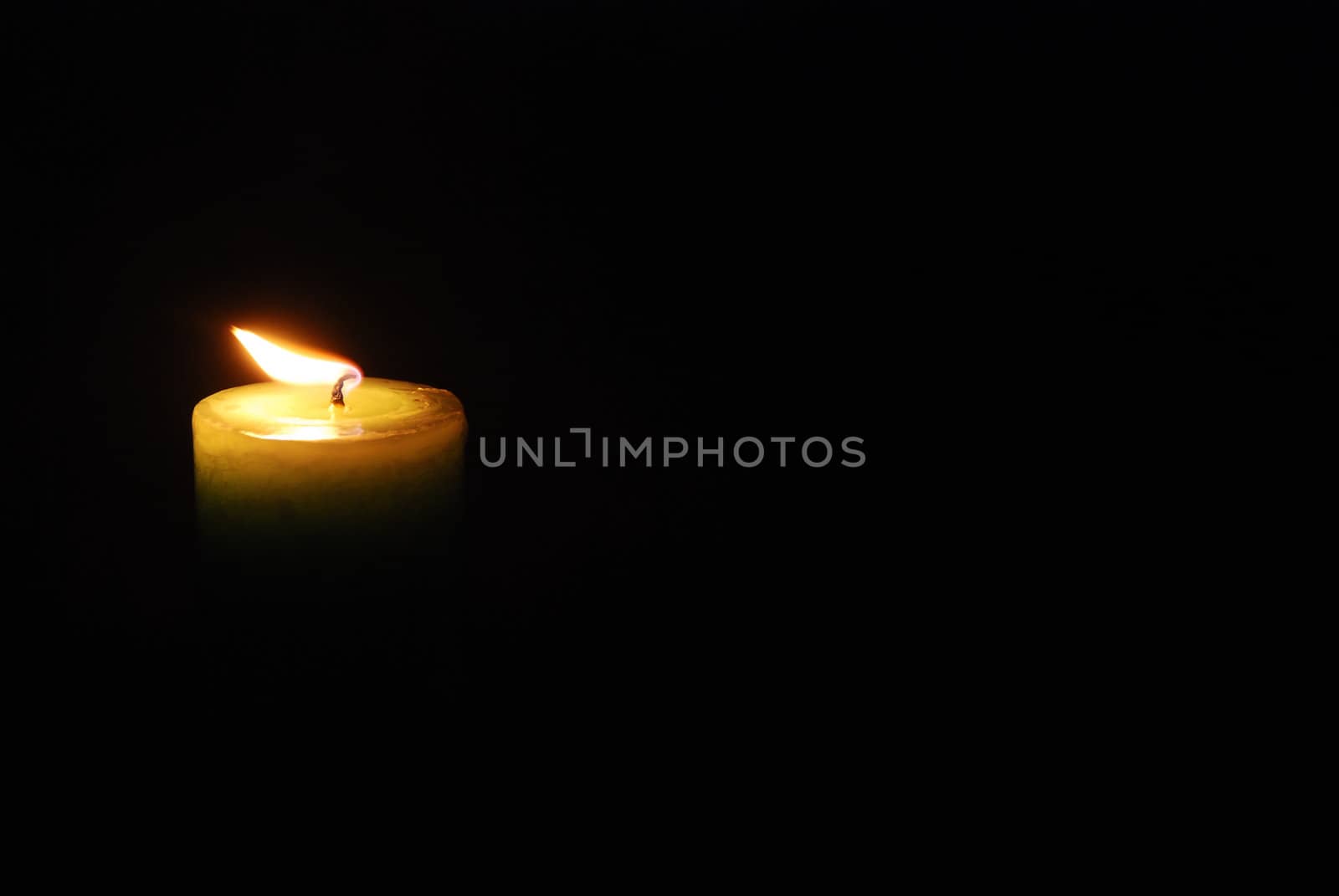 candle light in the black background