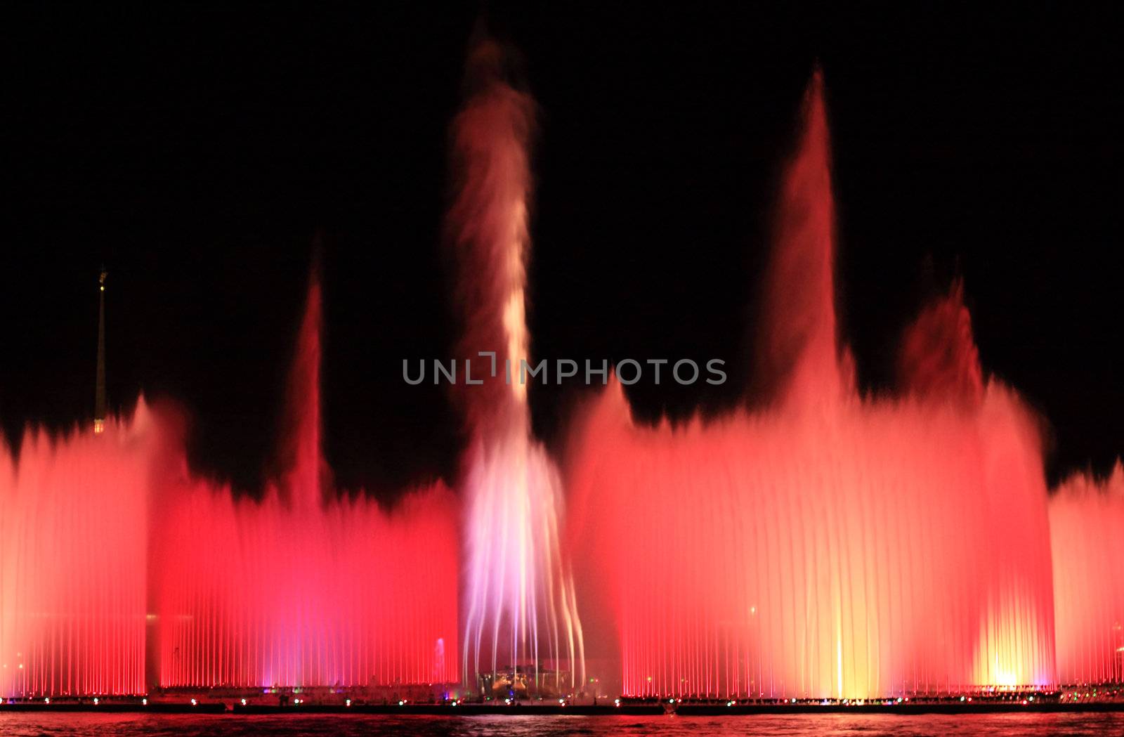 Fountain on the river by fedlog