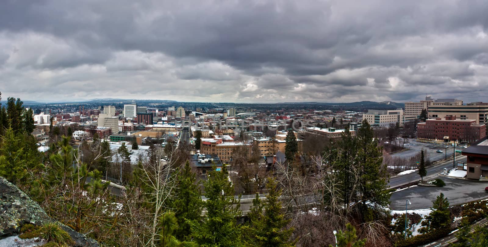 spokane washington skyline panorama on a cloudy day