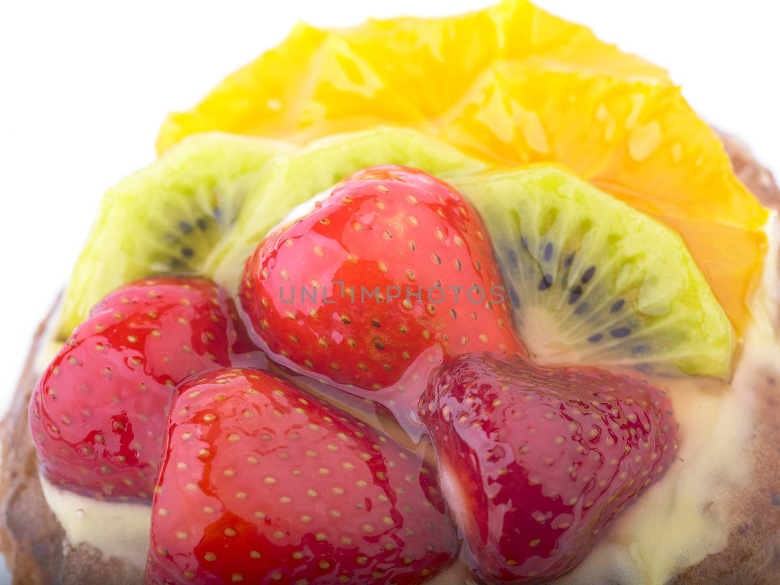 Jelly Cake with Strawberry Kiwi and Orange