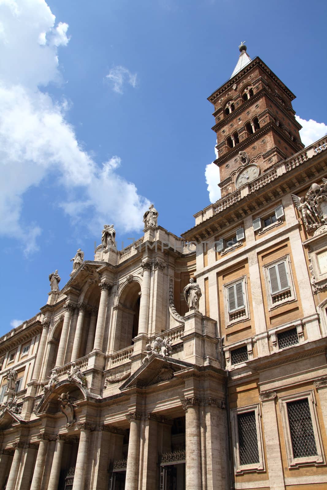 Rome - Santa Maria Maggiore by tupungato