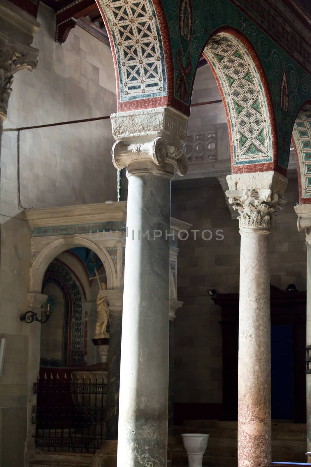 Chiusi - The Romanesque Cathedral  of San Secondiano, built around 560 AD over a pre-existing basilica, and renovated in the 13th C. It has a nave and two aisles supported by antique columns.