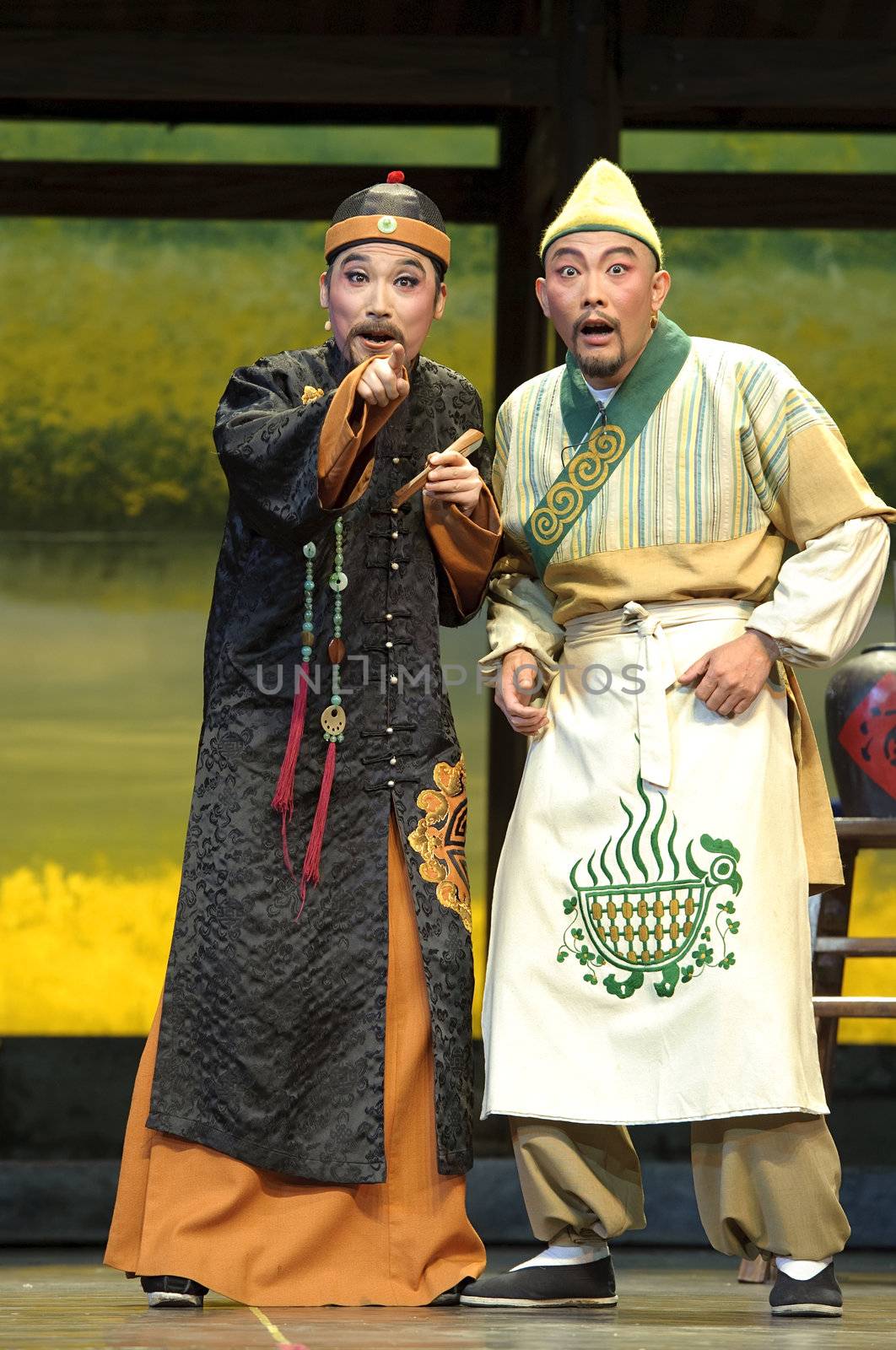CHENGDU - JUN 7: Chinese Yue opera performer make a show on stage to compete for awards in 25th Chinese Drama Plum Blossom Award competition at Shengge theater.Jun 7, 2011 in Chengdu, China.
Chinese Drama Plum Blossom Award is the highest theatrical award in China.