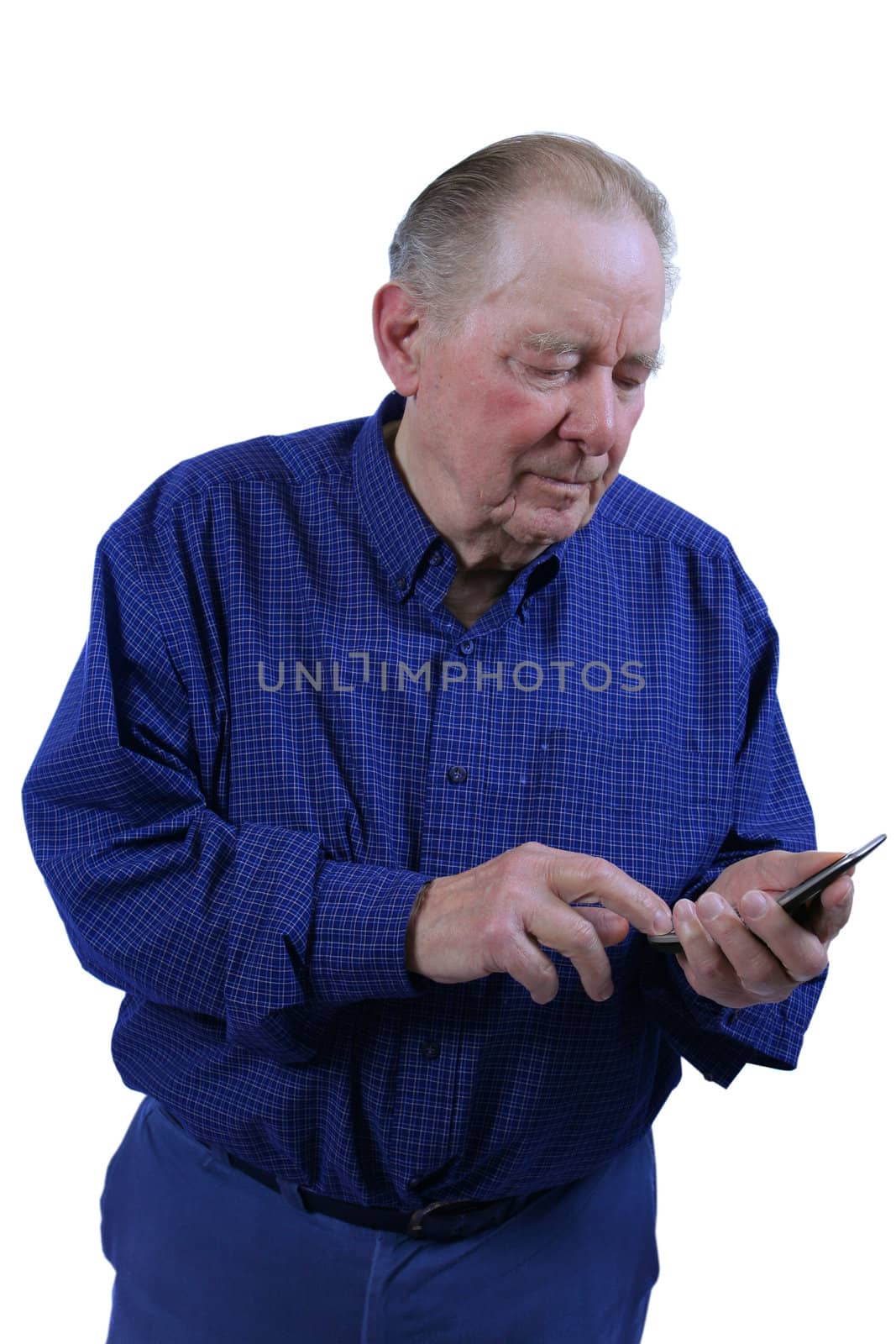 Elderly man using cell phone,dialing cell phne