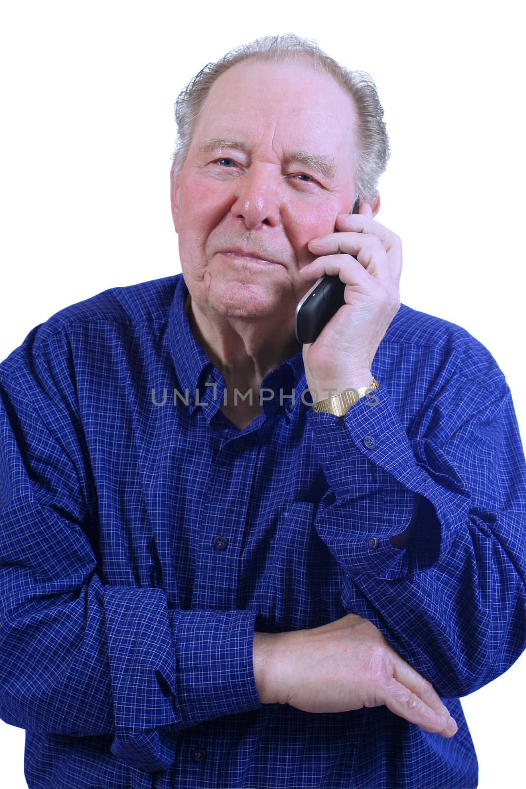 Elderly man using cell phone,talking on cell phne