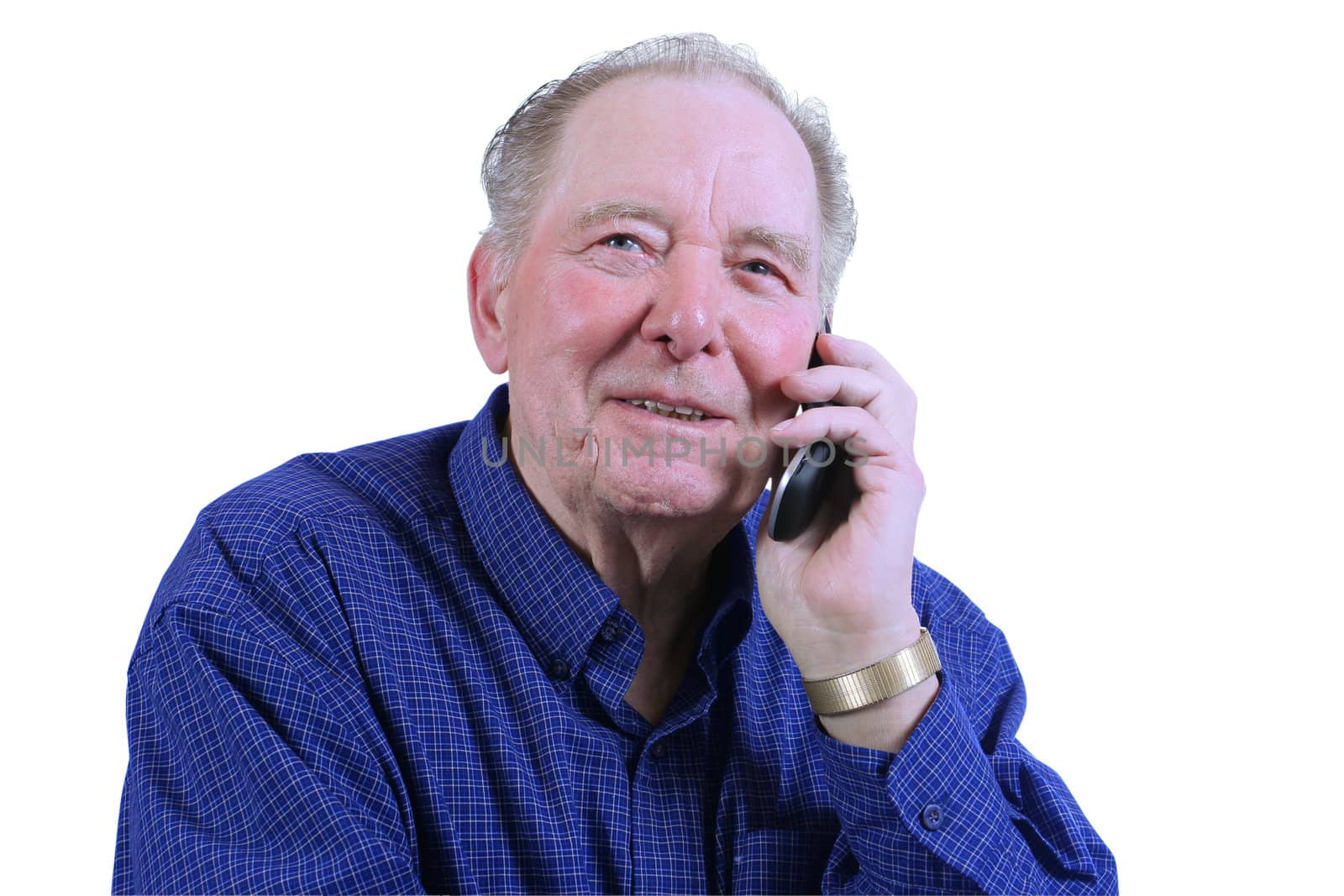 Elderly man using cell phone,talking on cell phne