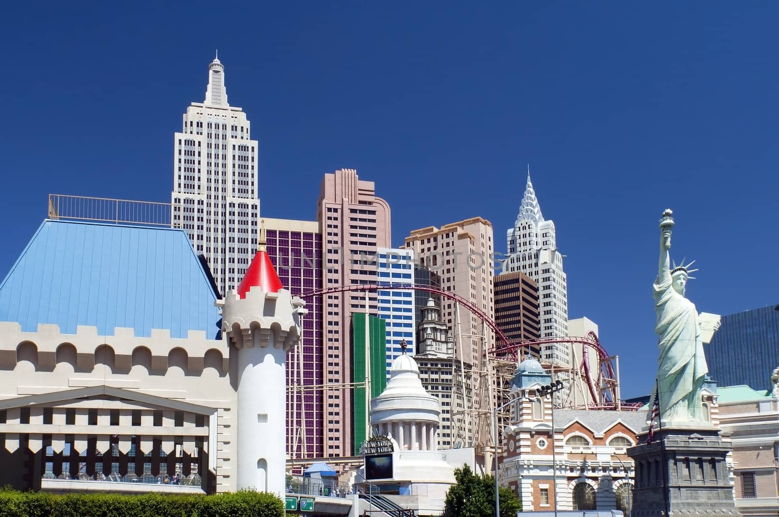 LAS VEGAS - May 29: New York-New York hotel casino creating the impressive New York City skyline with skyscraper towers and Statue of Liberty replica on May 29, 2012 in Las Vegas