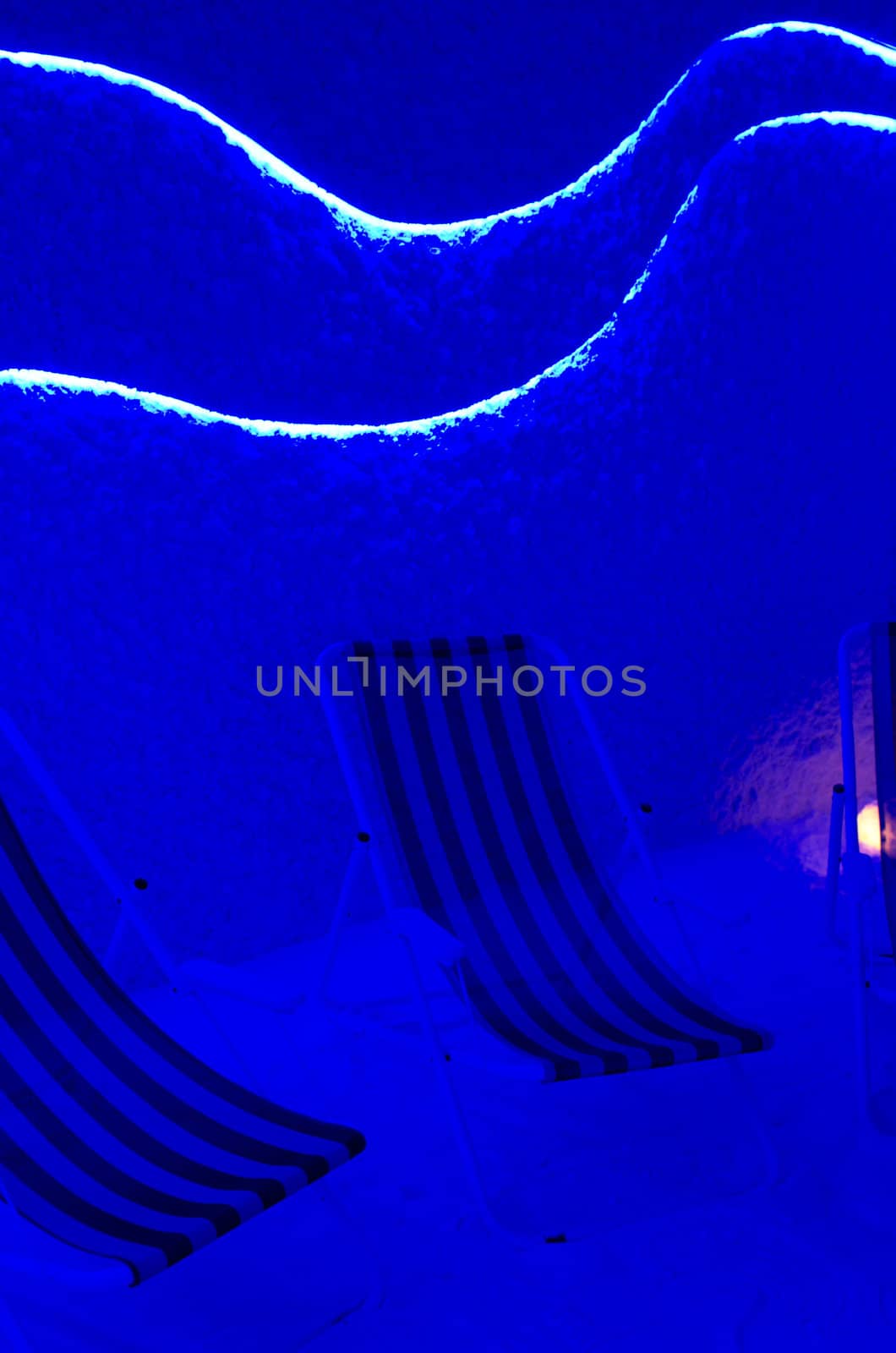 Relaxation speleoclimatic salt room on dark blue illumination