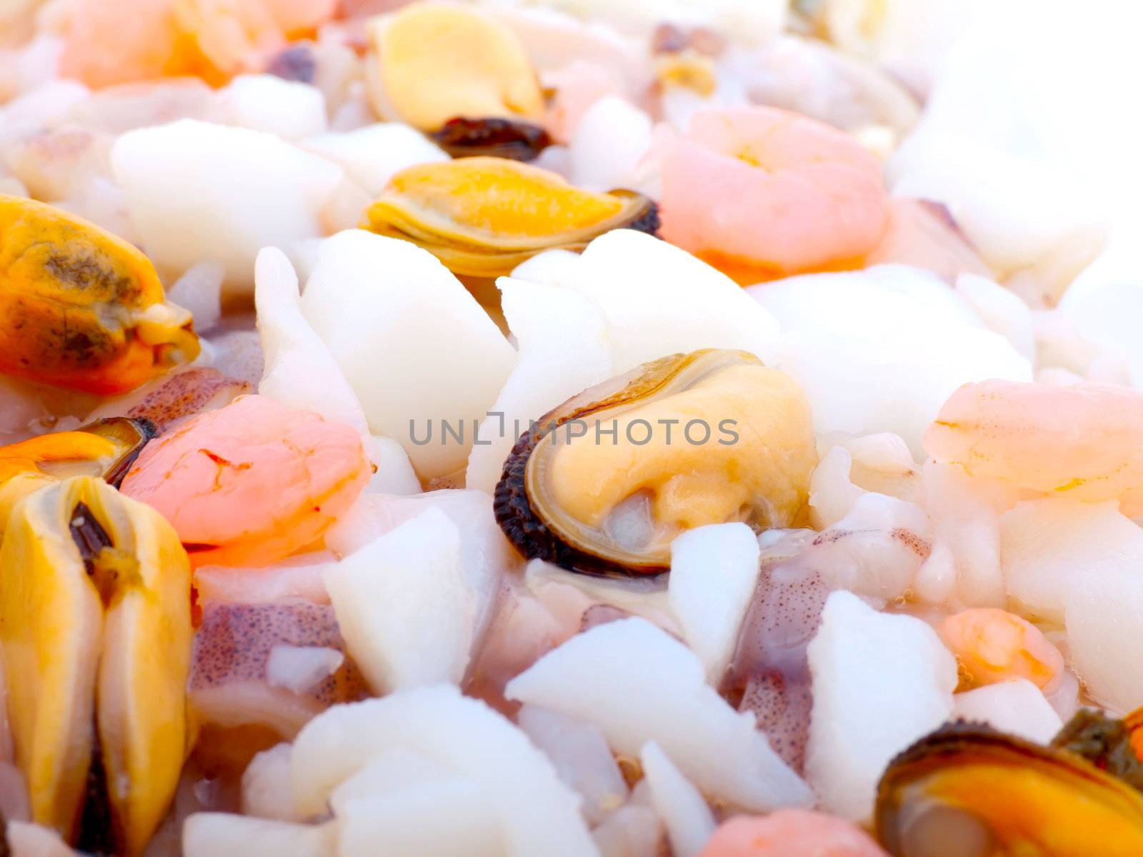 fresh seafood cocktail mix