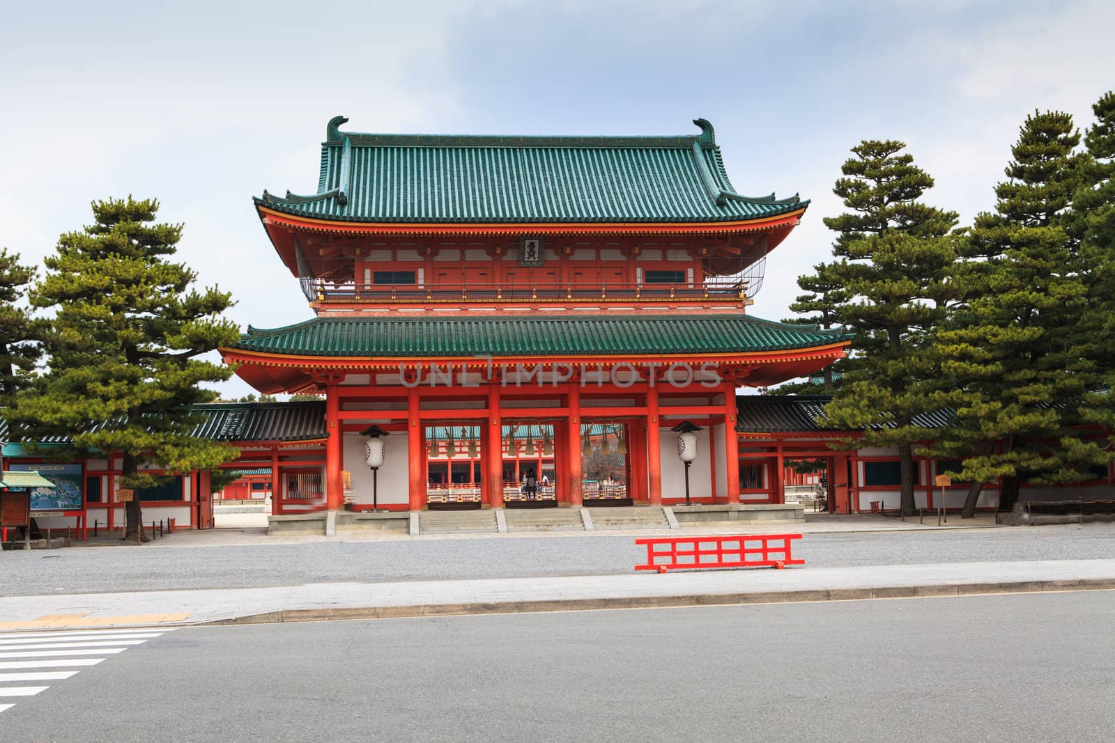 Heian Shrine by thanomphong