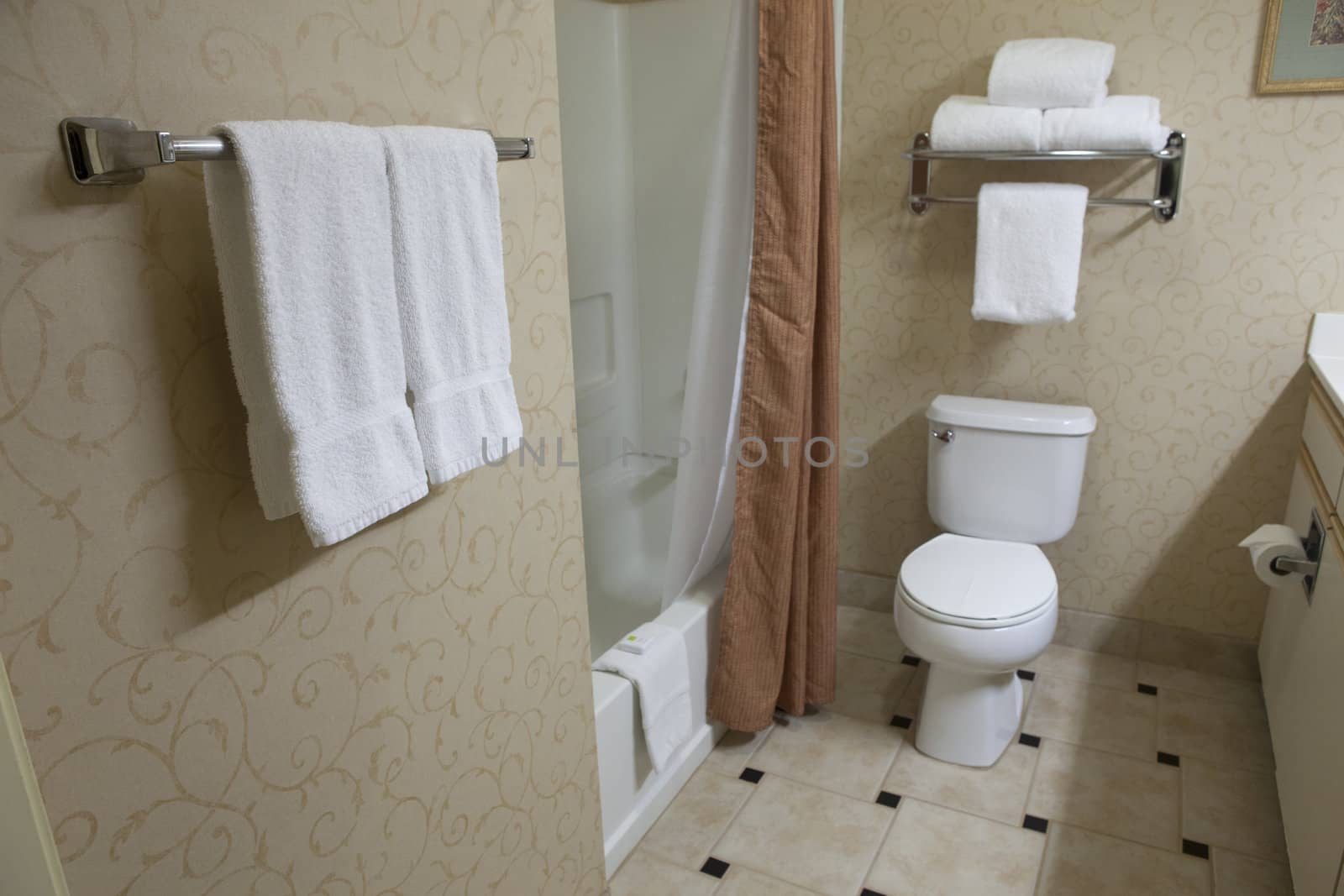 3-Star hotel bathroom with clean linens.