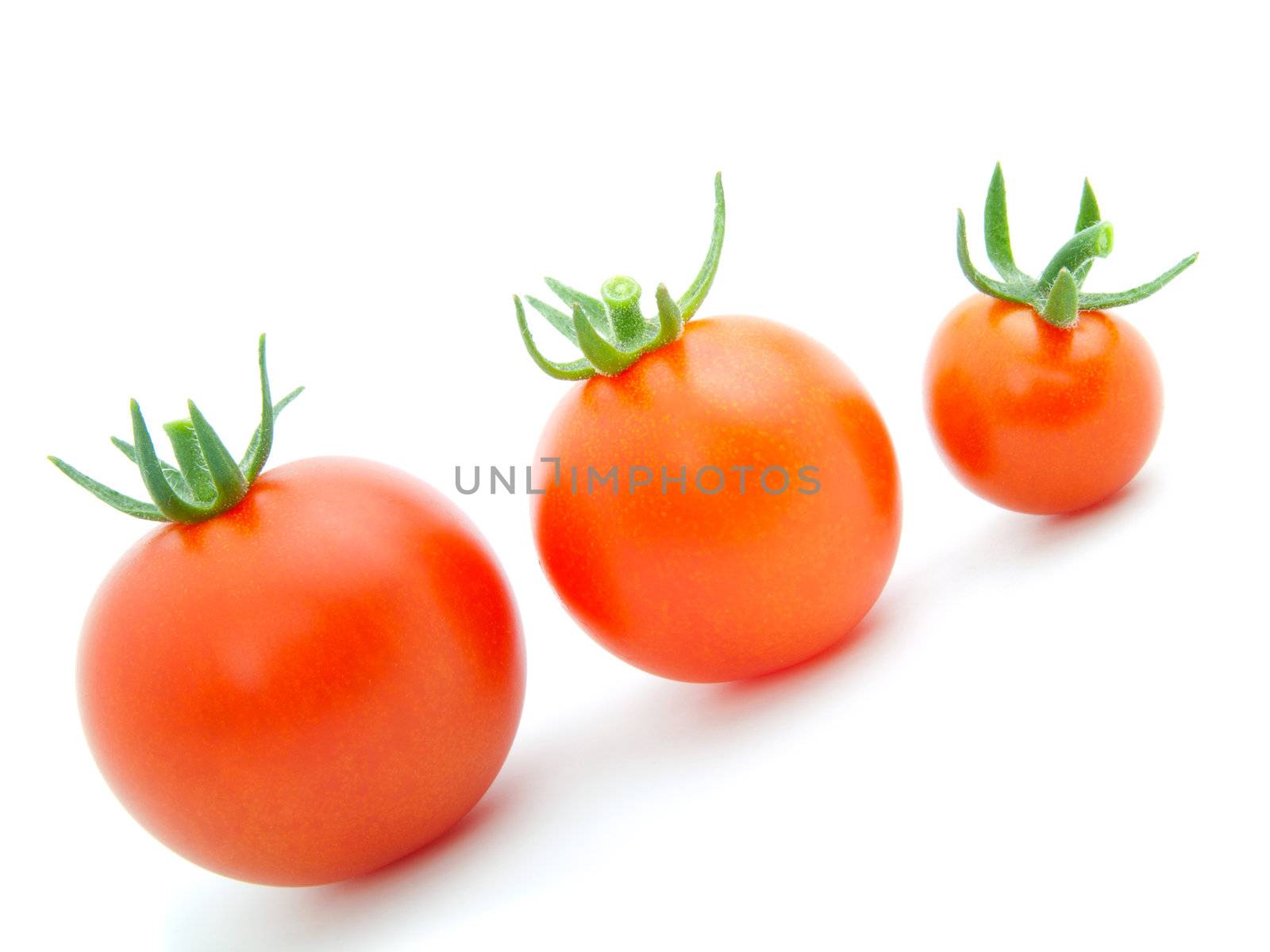 Red cherry tomato by motorolka