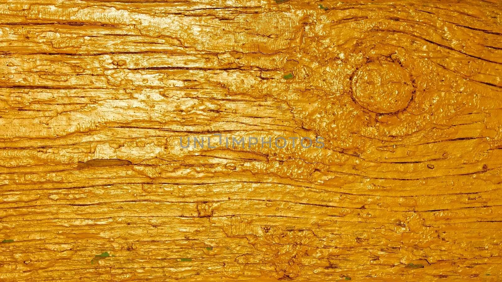 Wooden plank painted in golden by qiiip