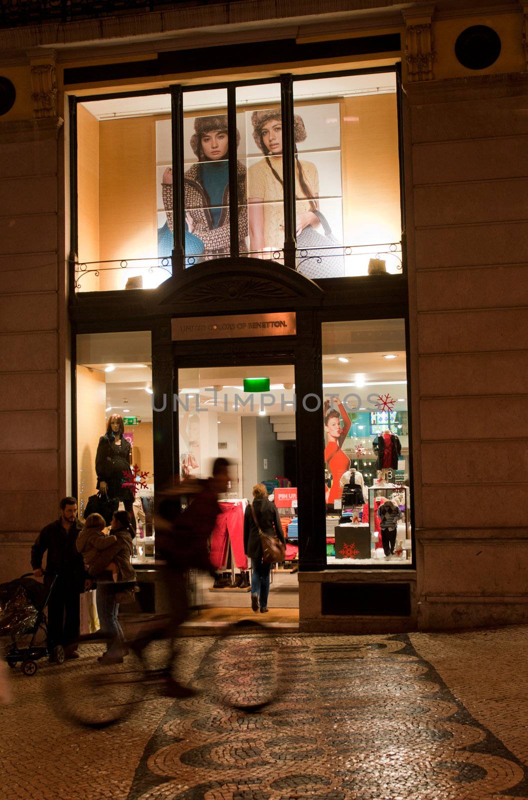 Benetton boutique by luissantos84