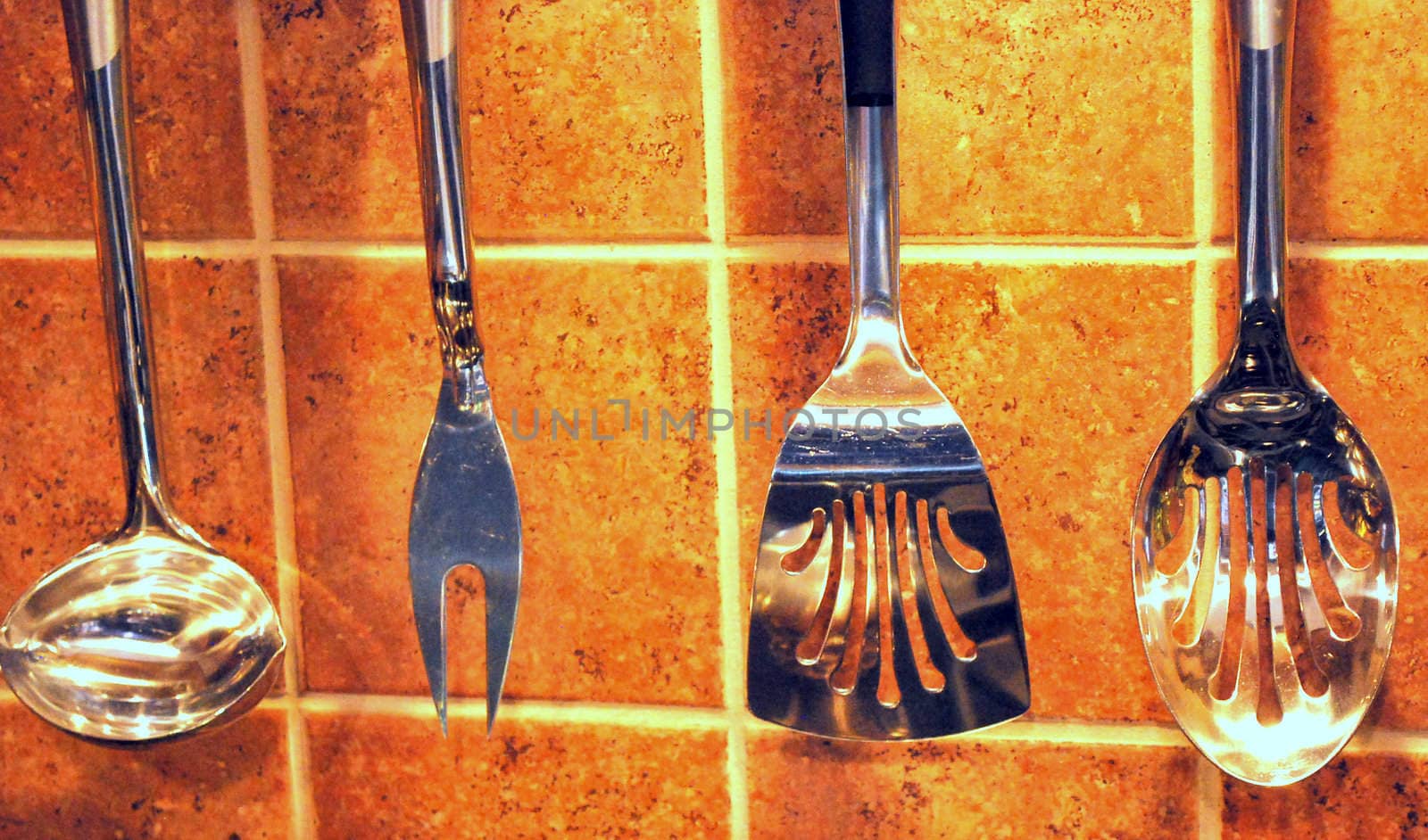 Kitchen utensils. by oscarcwilliams