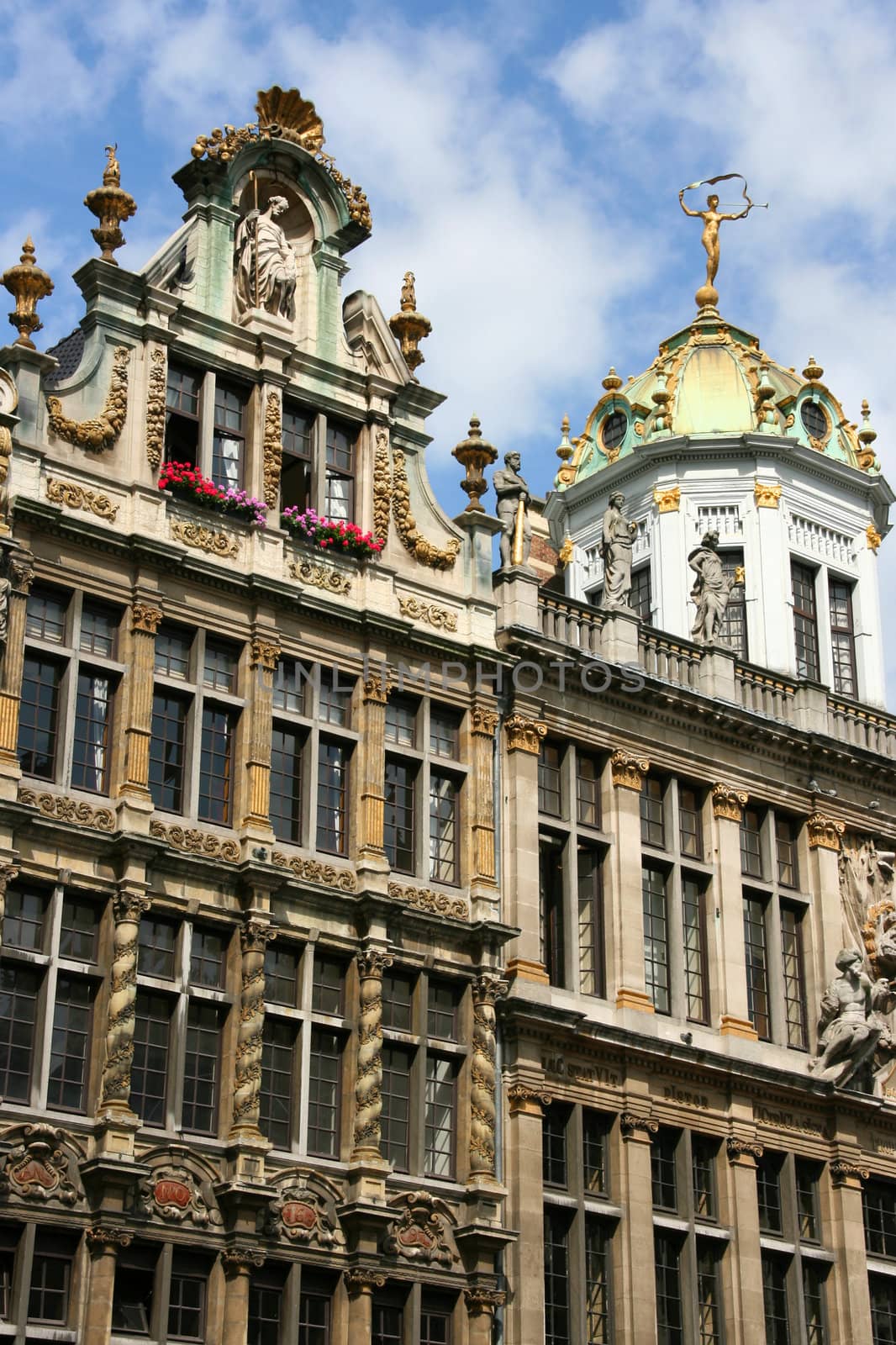 Beautiful building next to Grand Place (Grote Markt) in Brussels, Belgium