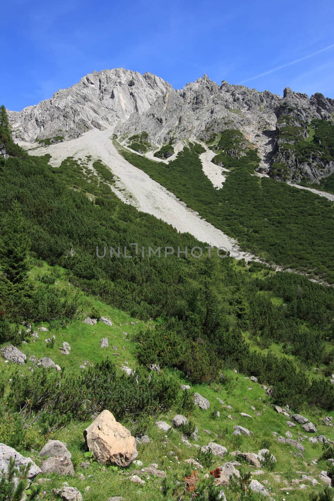 Beautiful landscape of Lechtal alps. View from the trail to Muttekopf (Tirol, Austria). Looking in direction of Maldon Kopf and Plattein Spitze mountains.