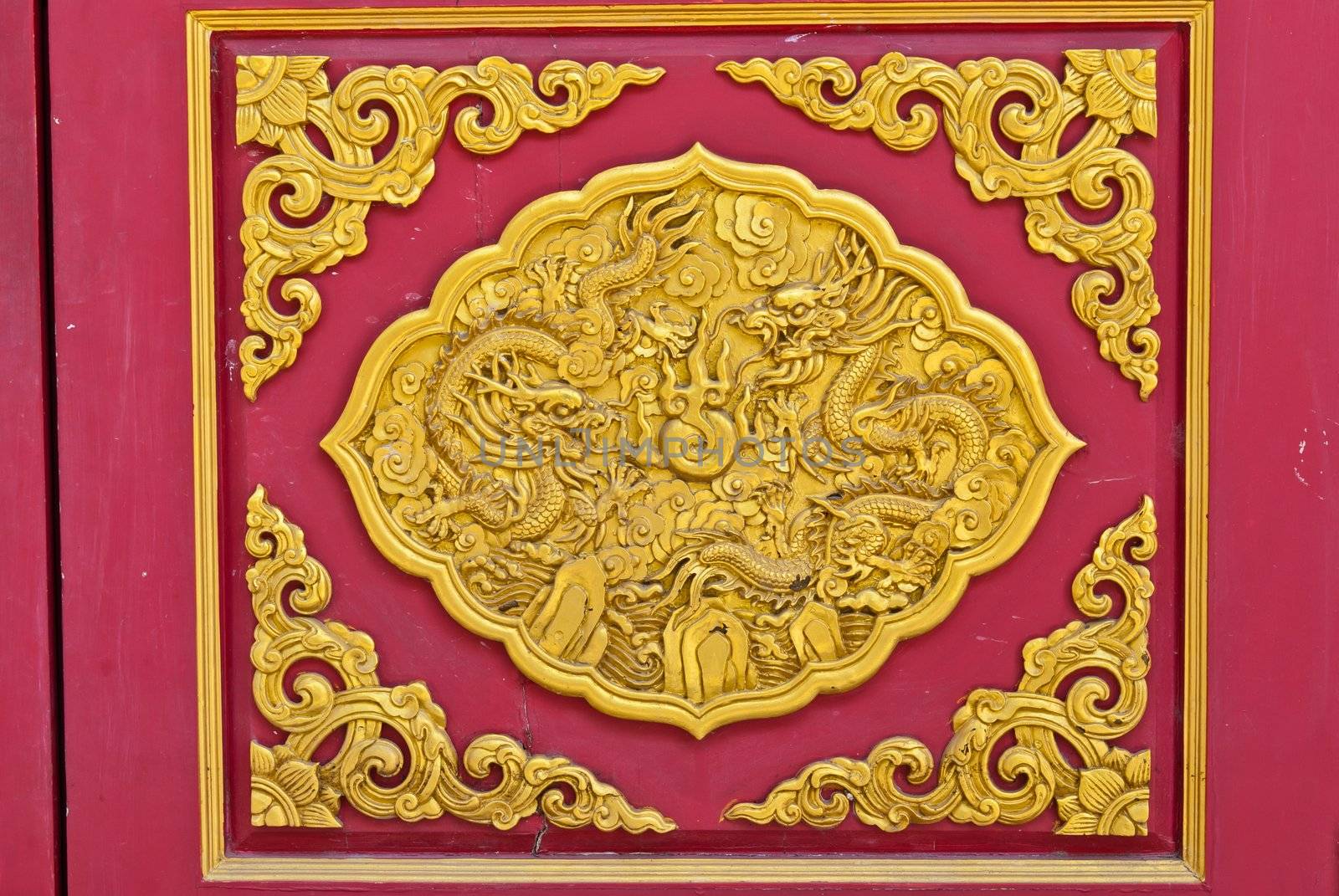 Chinese golden dragon background by sasilsolutions