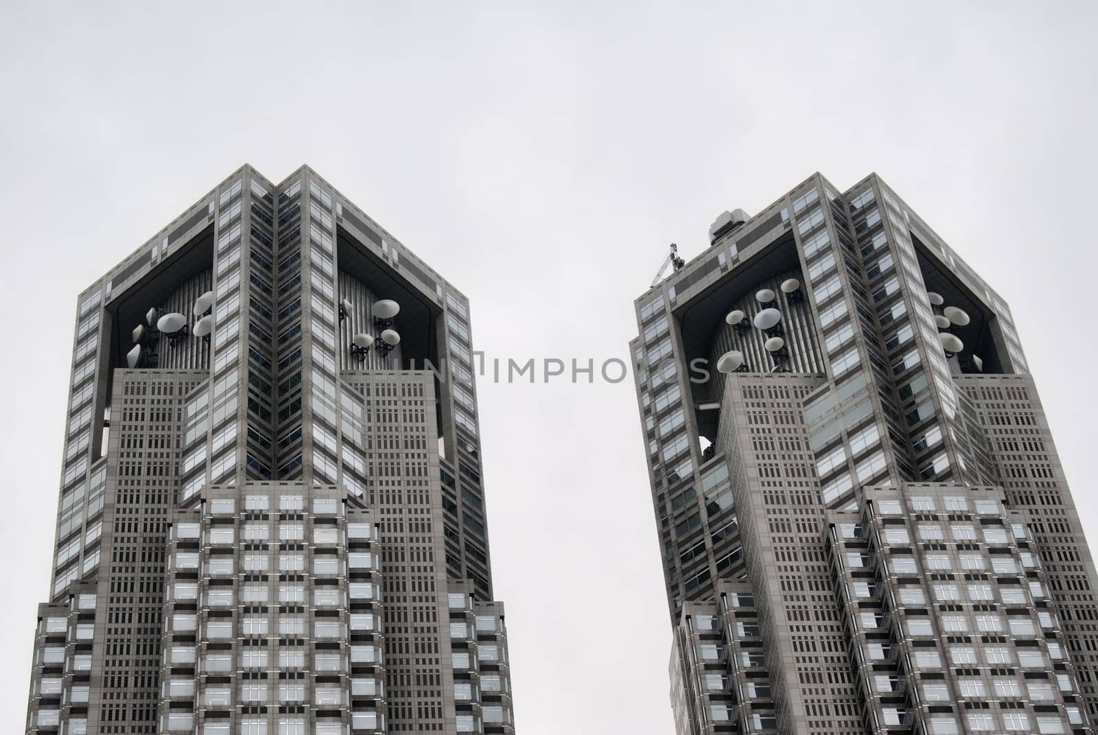 skyscraper with windows and glass and steel