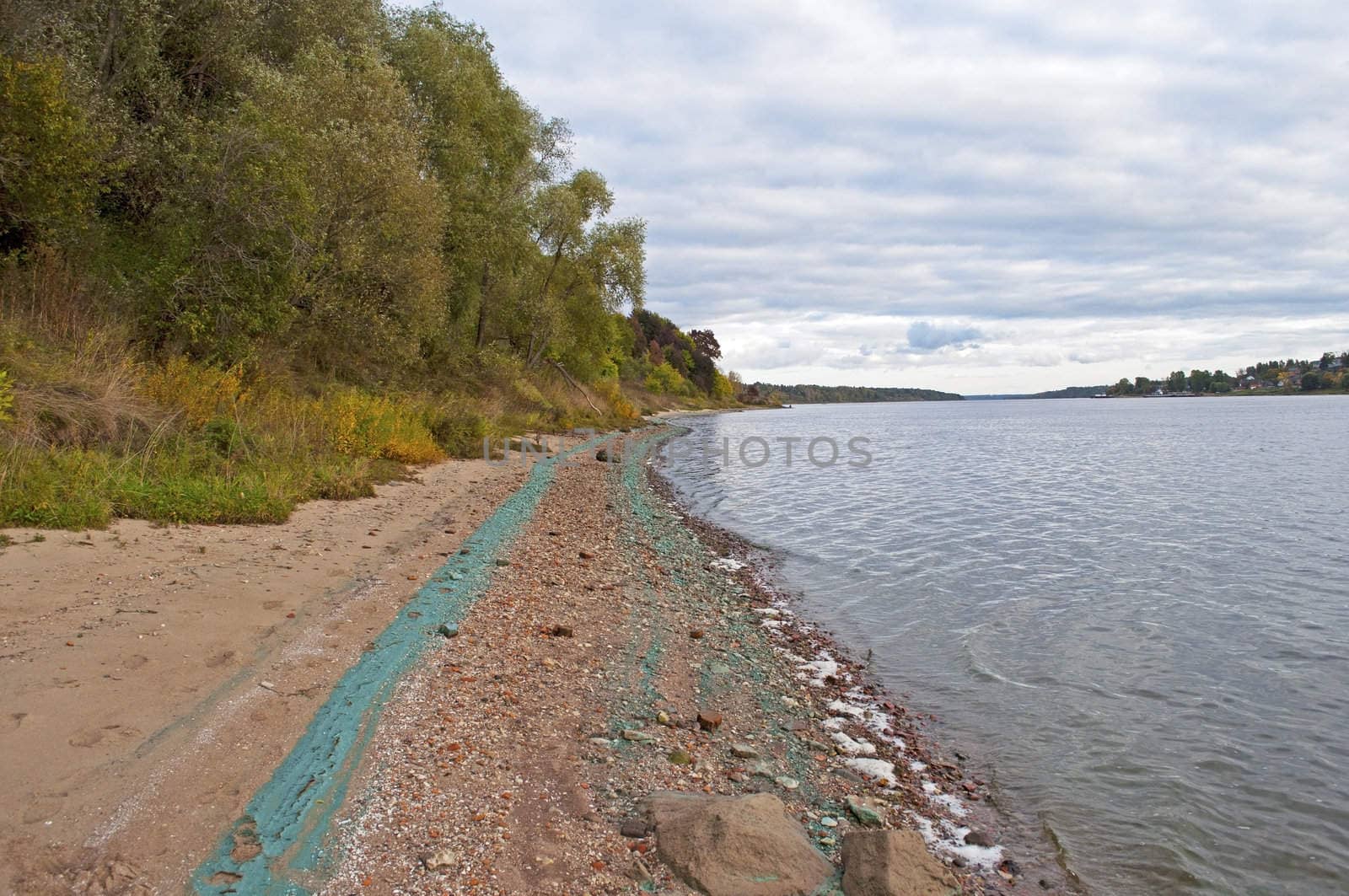 Coloring chemical waste on the Volga River